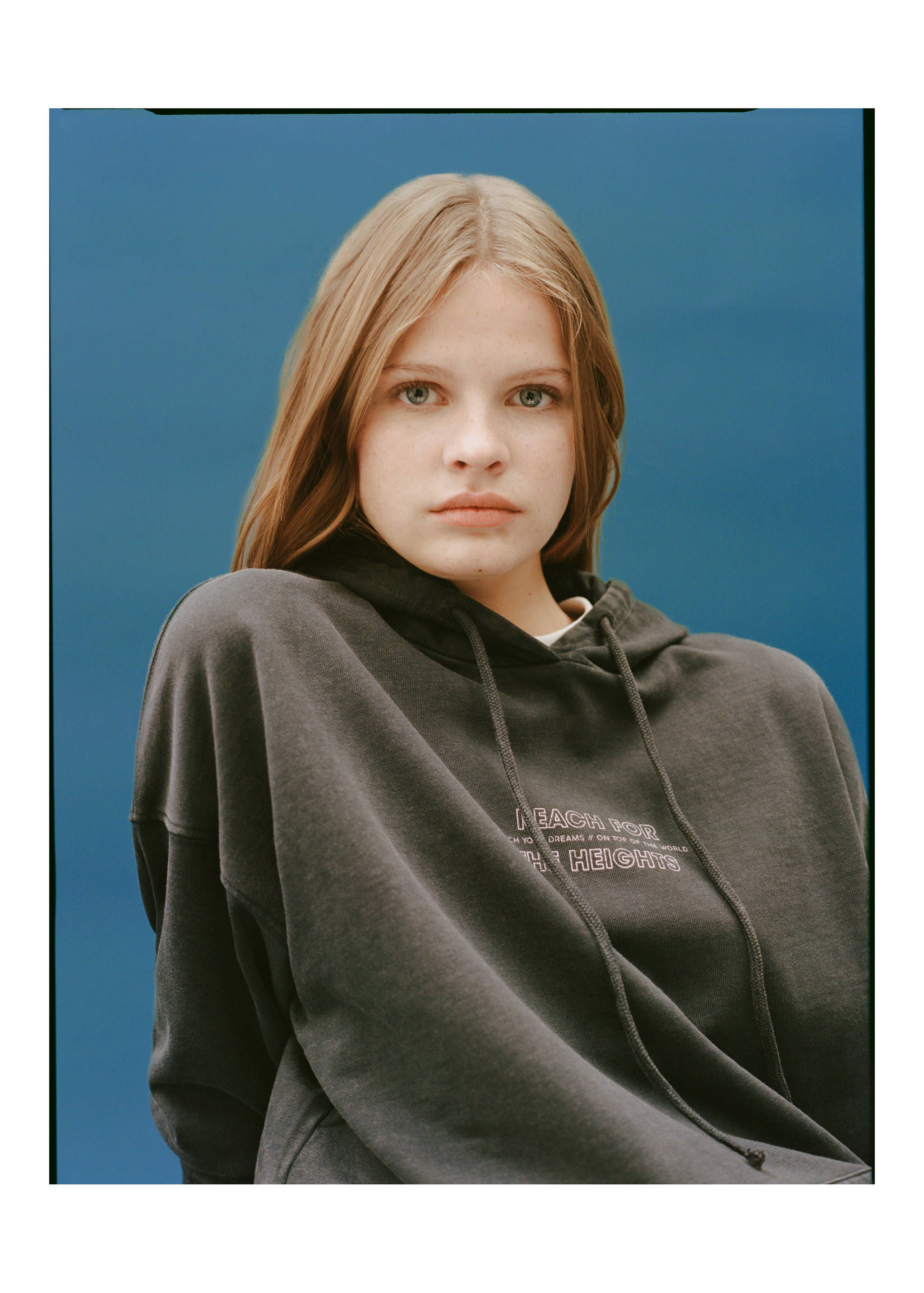 Oversized message sweatshirt - Details of the article 5