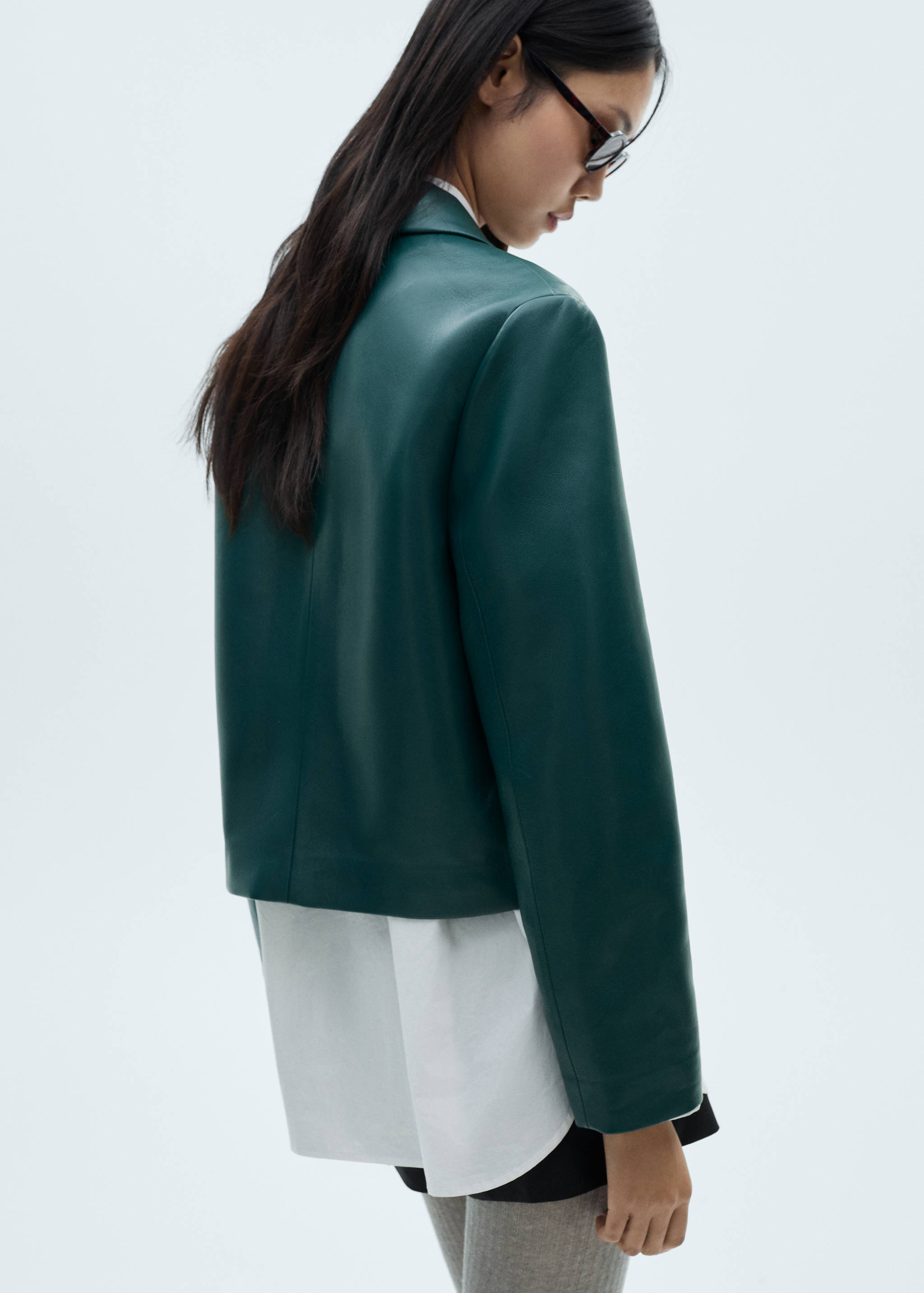 Jacket with faux-leather flap pockets - Reverse of the article