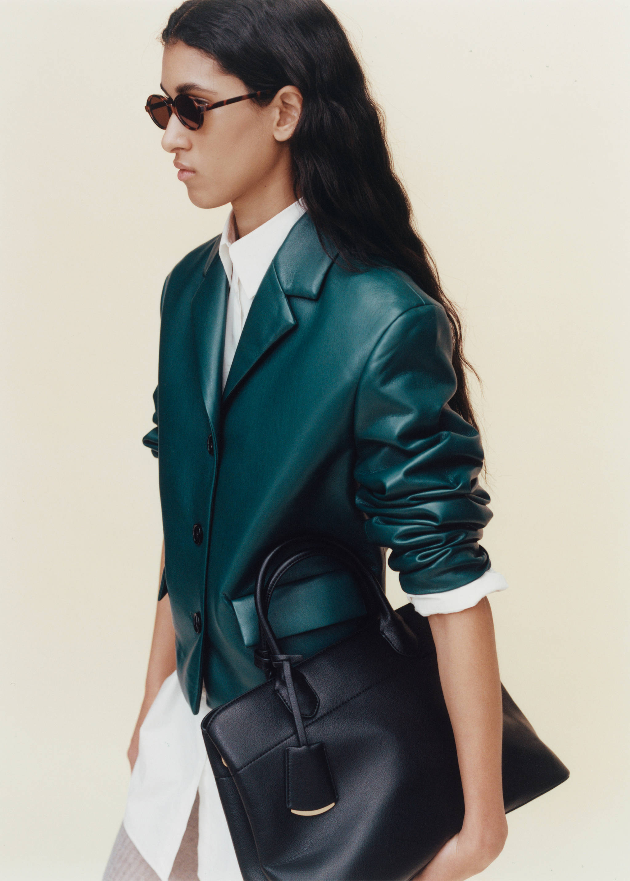 Jacket with faux-leather flap pockets - Details of the article 7