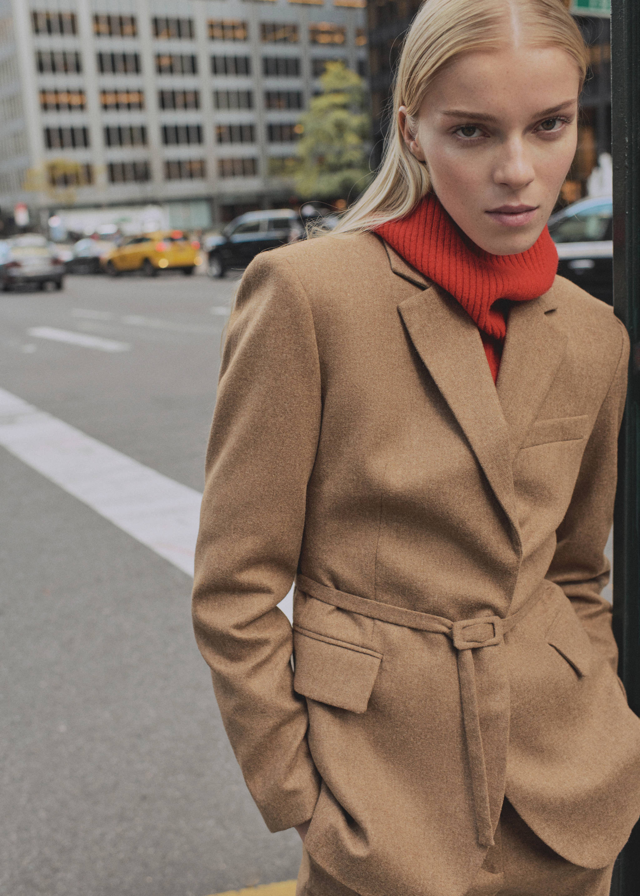 Wool-blend suit blazer - General plane