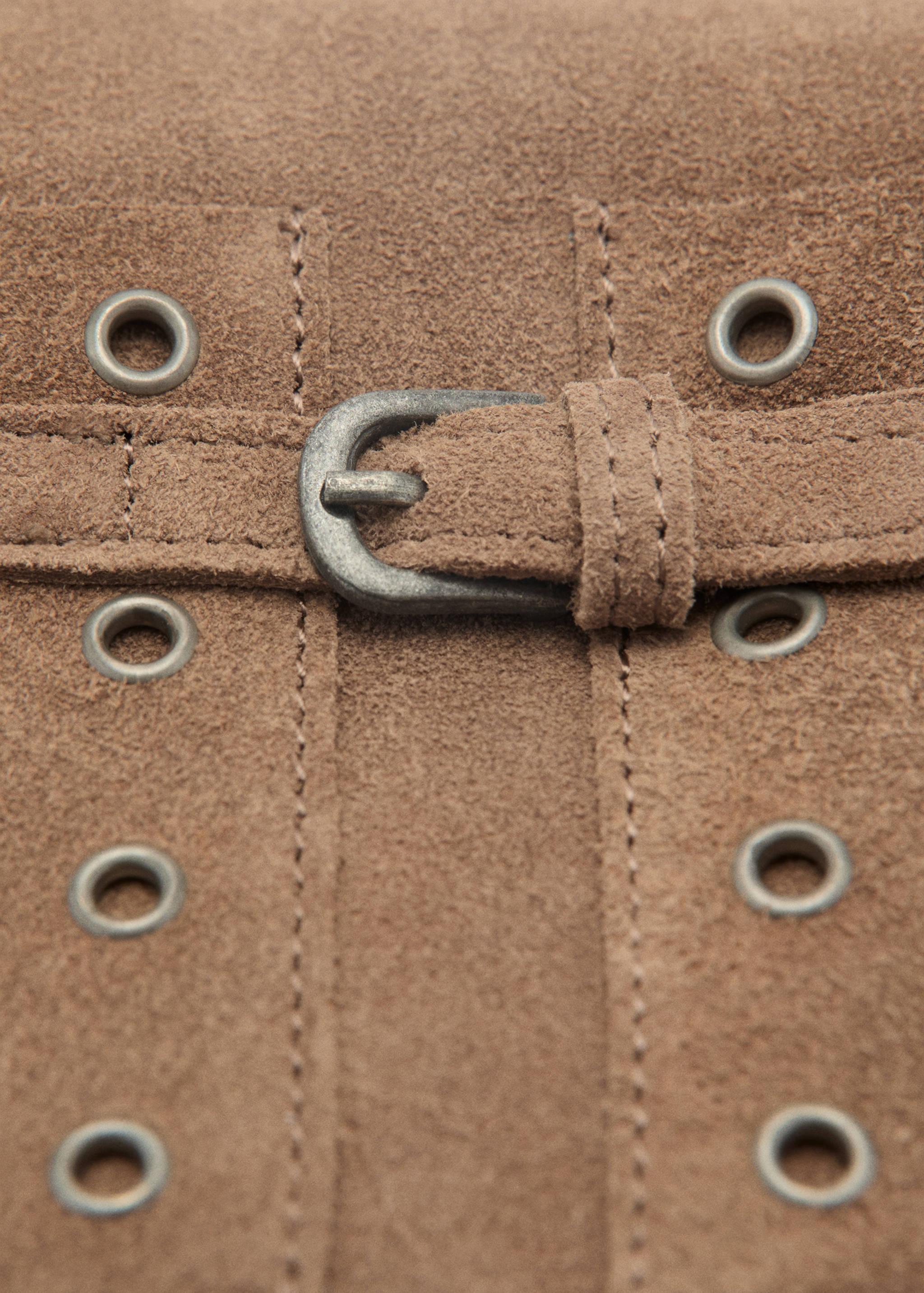 Leather envelope bag - Details of the article 2