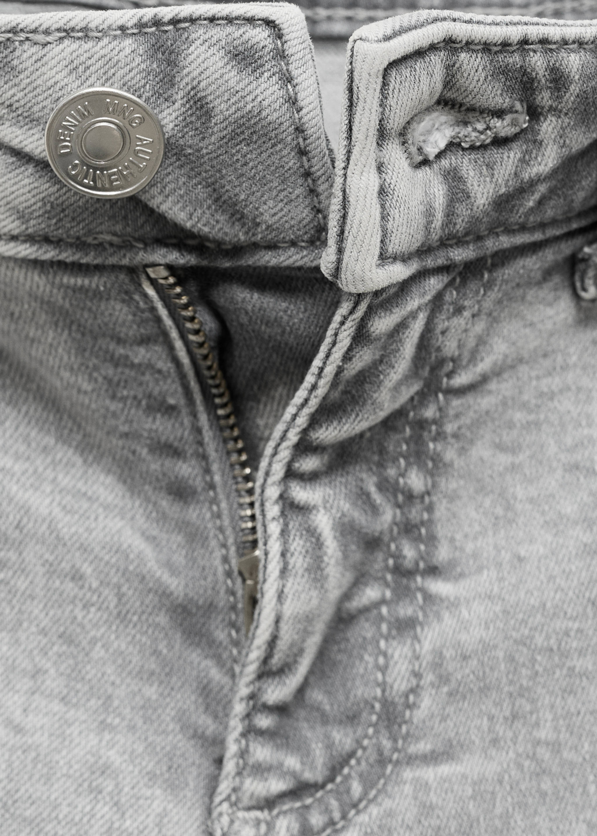 Calças de ganga de cintura baixa com tachas - Pormenor do artigo 0