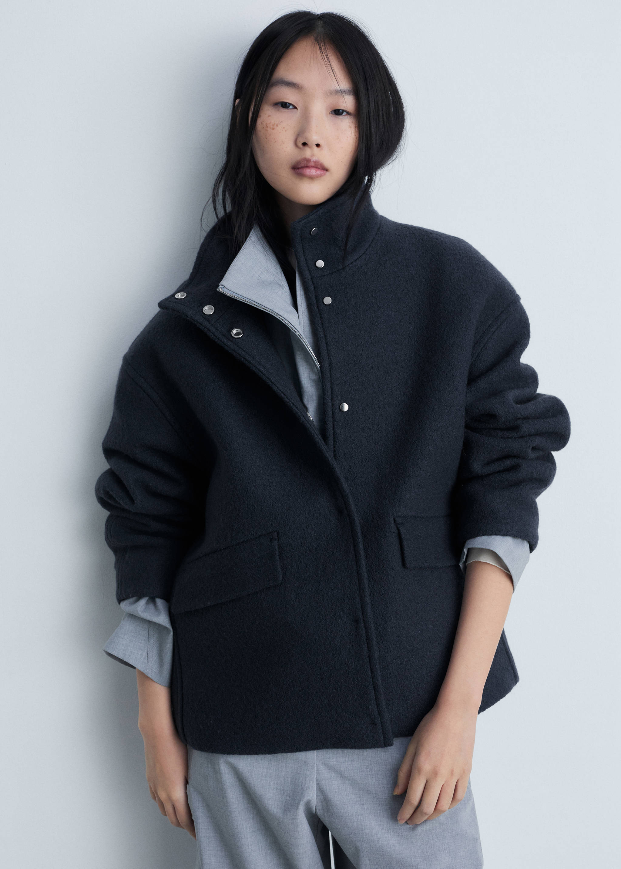 Veste laine col montant - Plan moyen