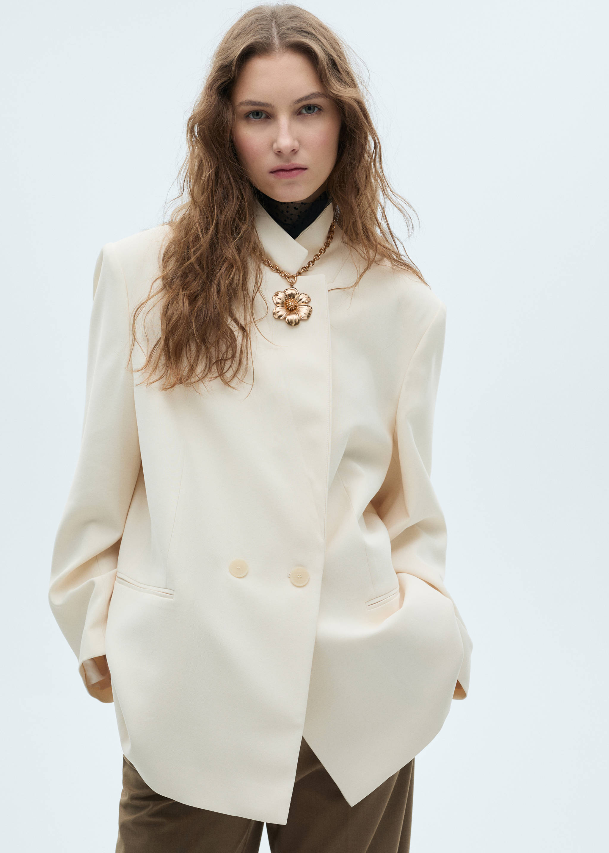 Floral pendant necklace - General plane