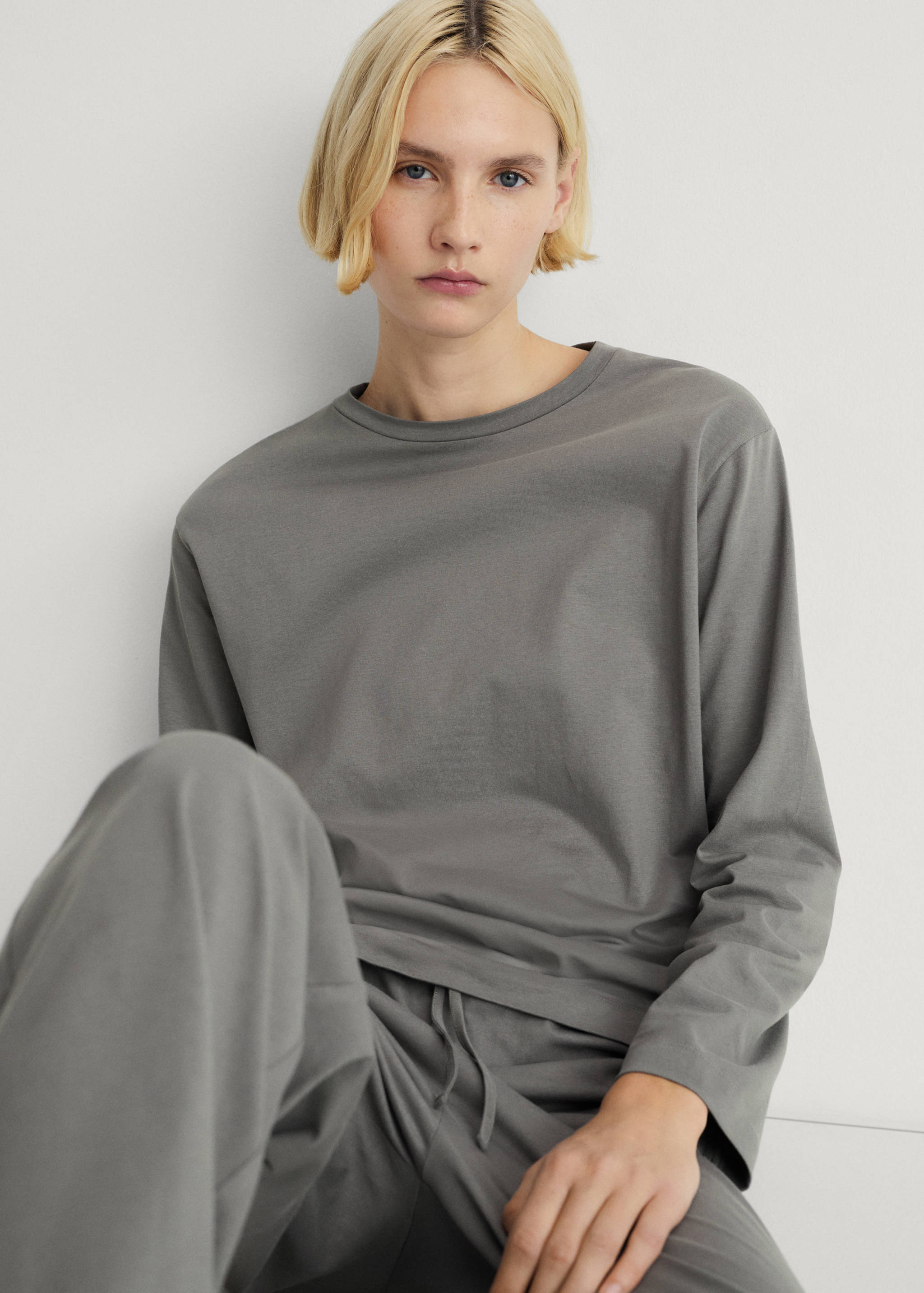 Two-piece plain cotton pyjama set - Details of the article 2