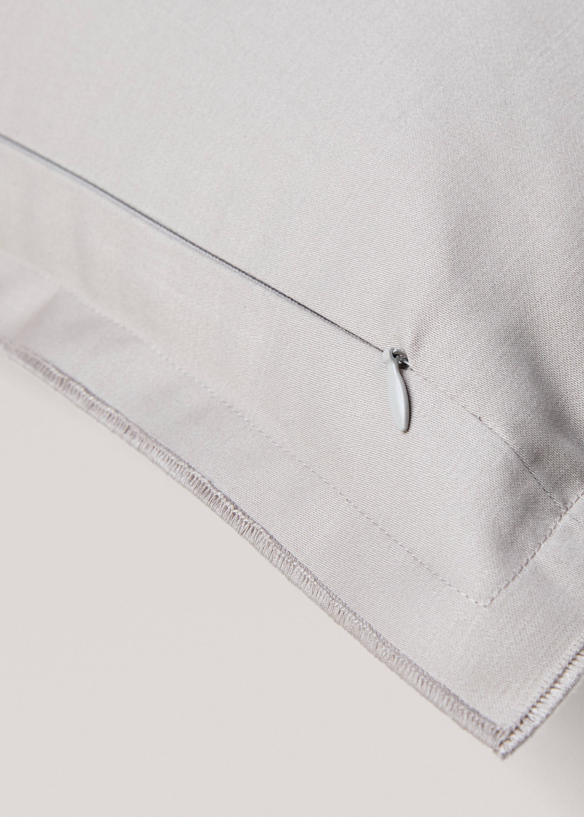 Satin cushion cover 40x60 cm - Details of the article 2