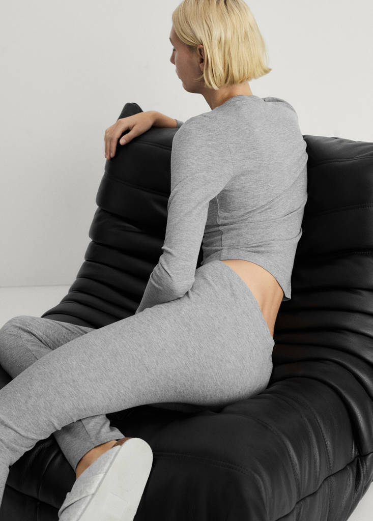 Long rib-knit trousers — Grey