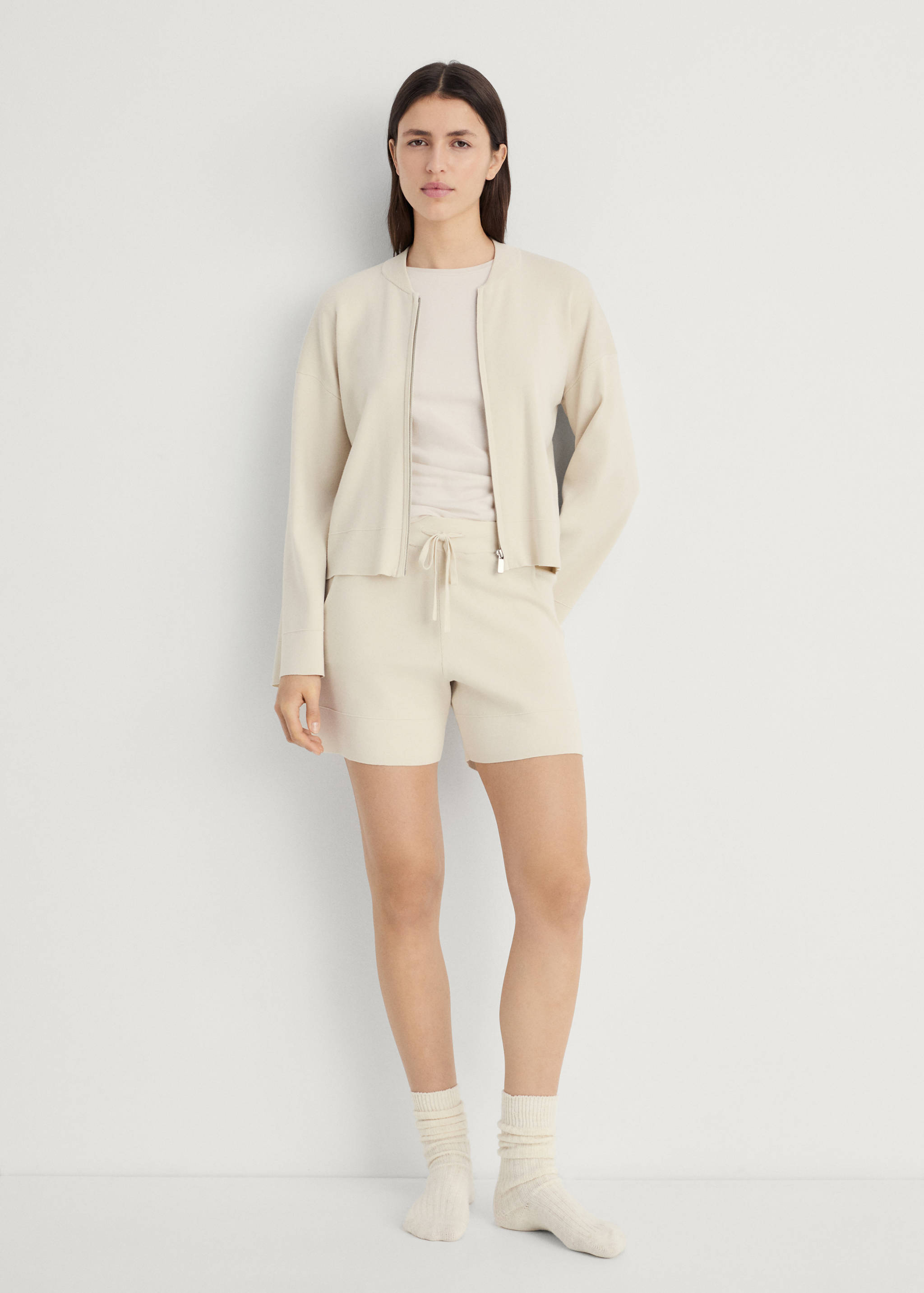 Ribbed knitted shorts - General plane