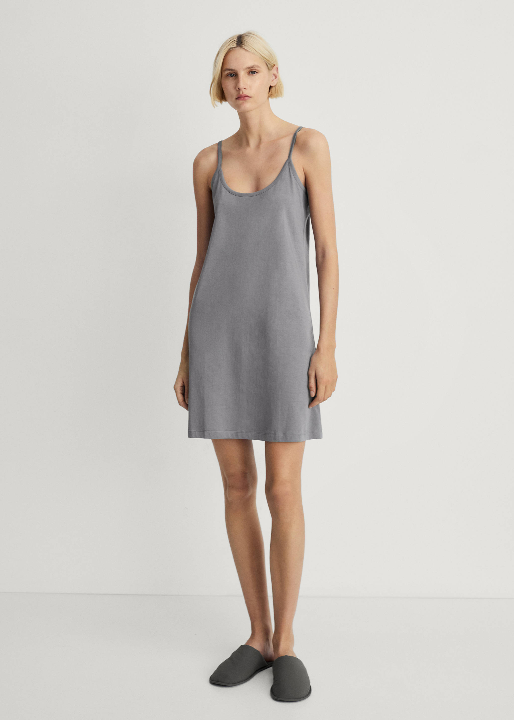 Plain cotton nightgown with straps - General plane