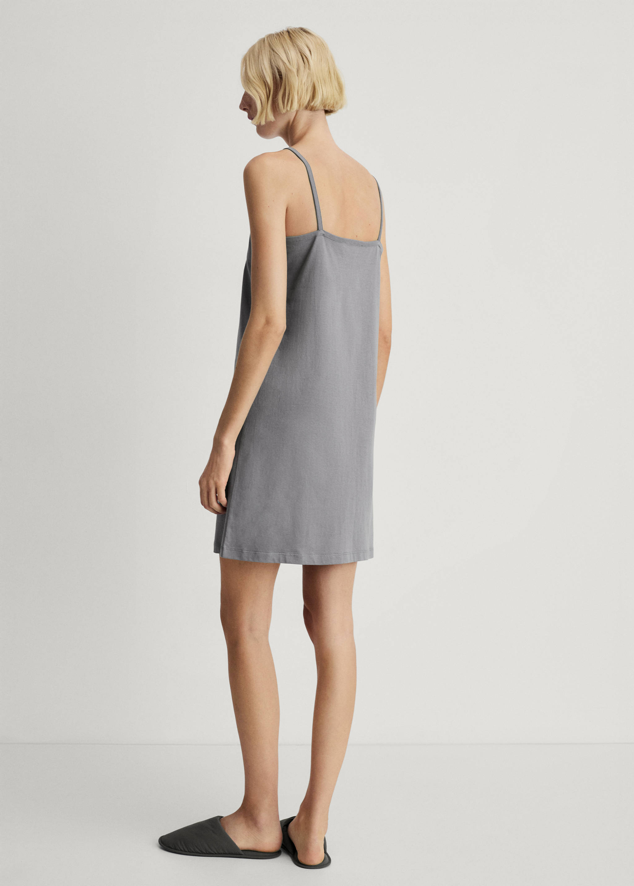 Plain cotton nightgown with straps - Reverse of the article