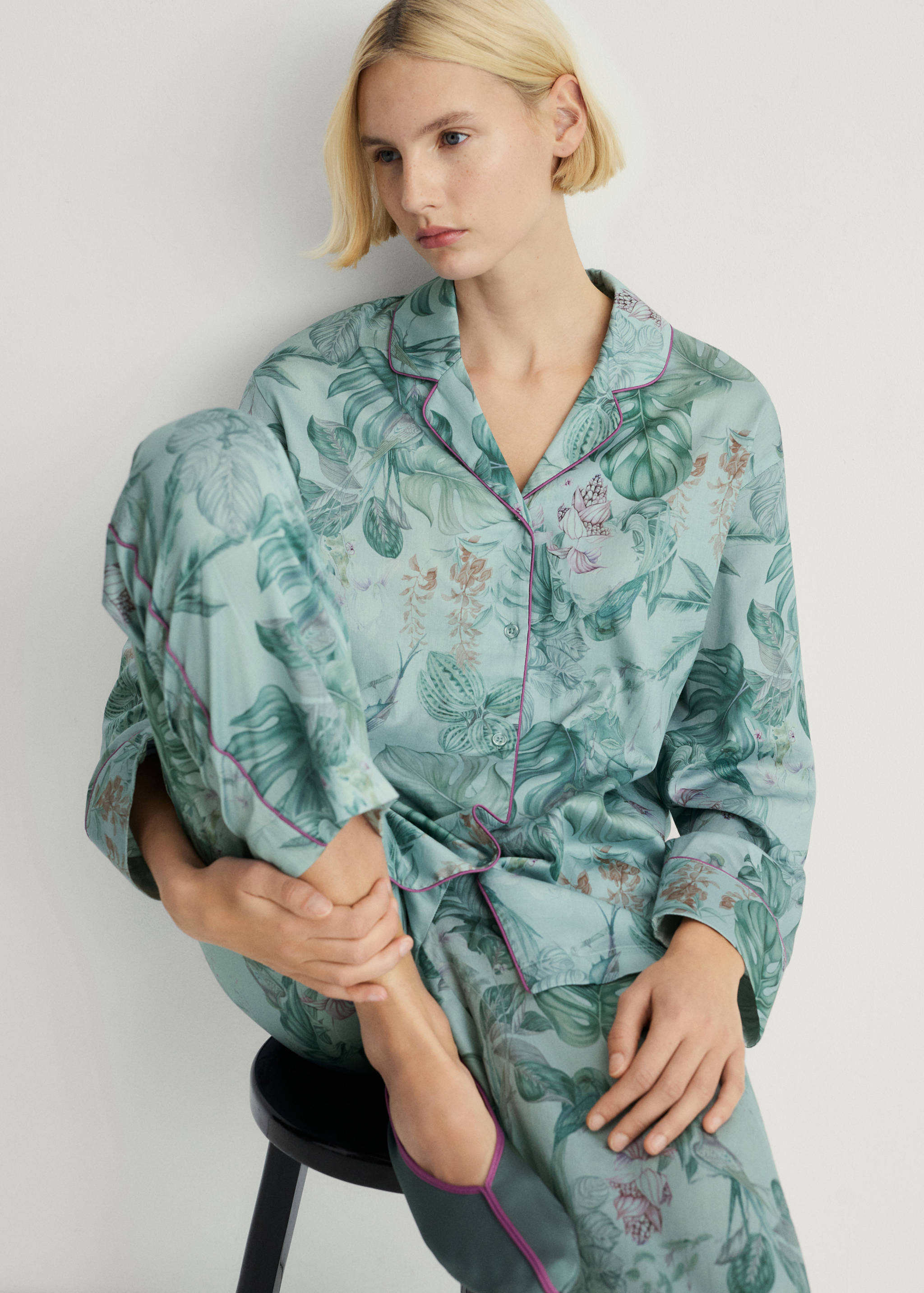 قميص نوم بطبعة استوائية - تفاصيل المنتج 2