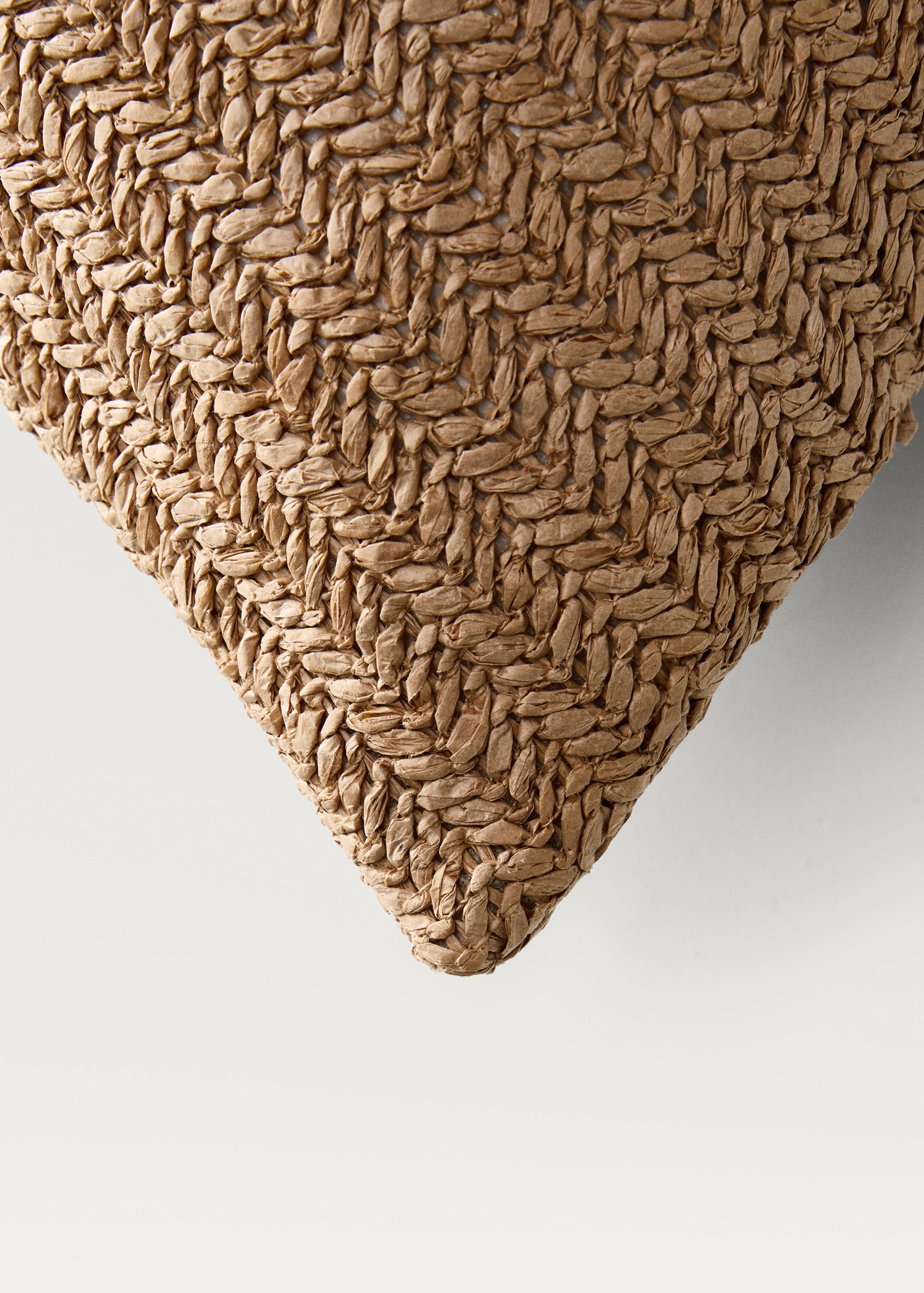 Braided-design cushion cover 45x45 cm - Details of the article 1