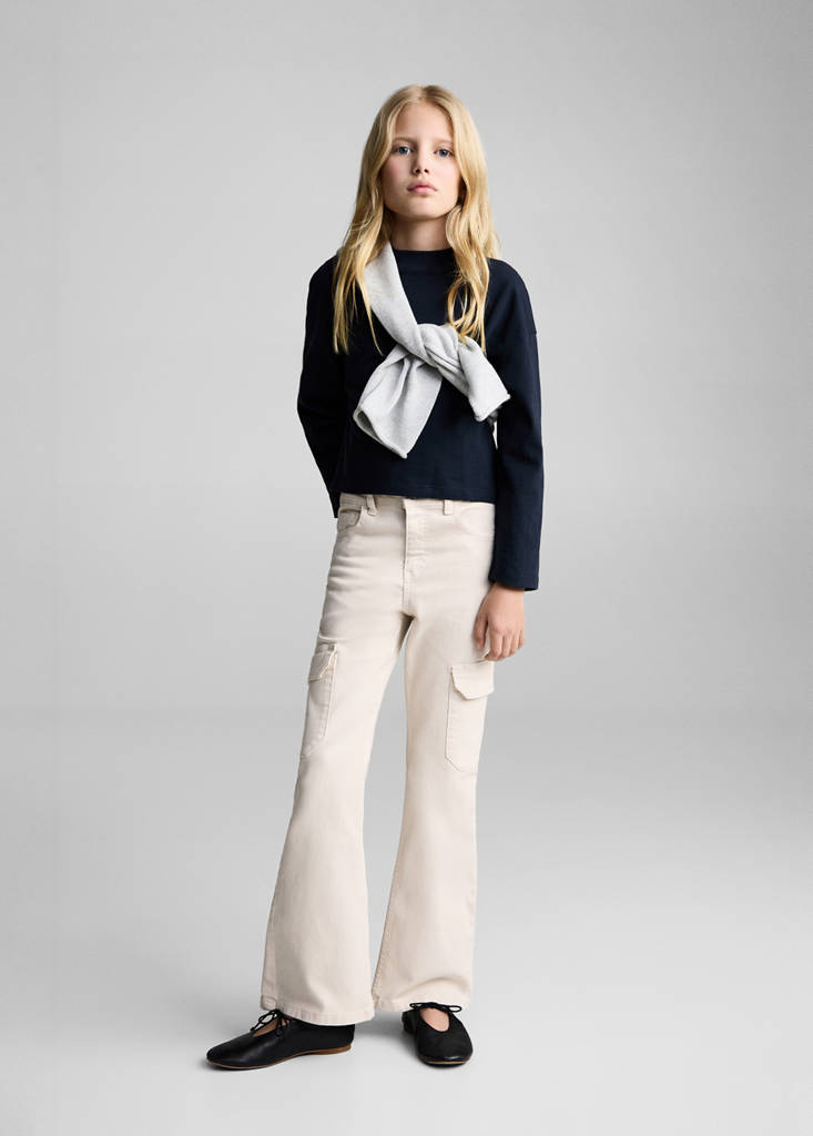 Flared cargo jeans — Sand