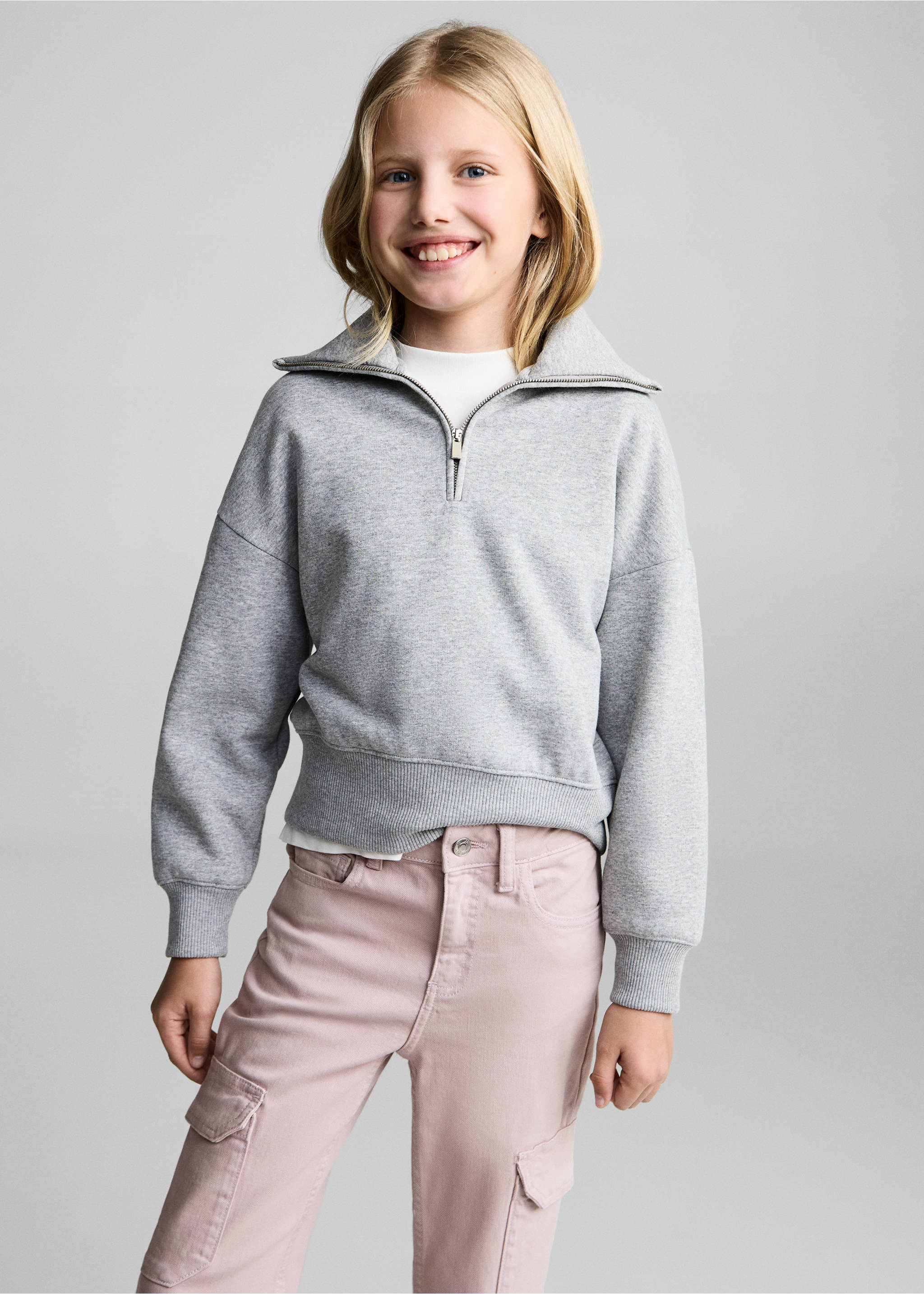 Jean cargo flare - Détail de l'article 1, Violet clair/pastel. Ref: 87083269-00.