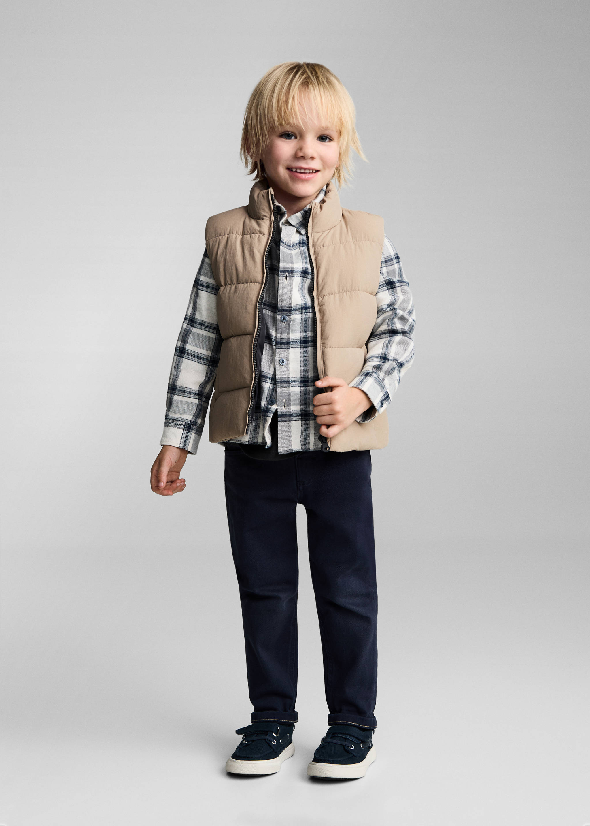 Armilla embuatada - Pla general