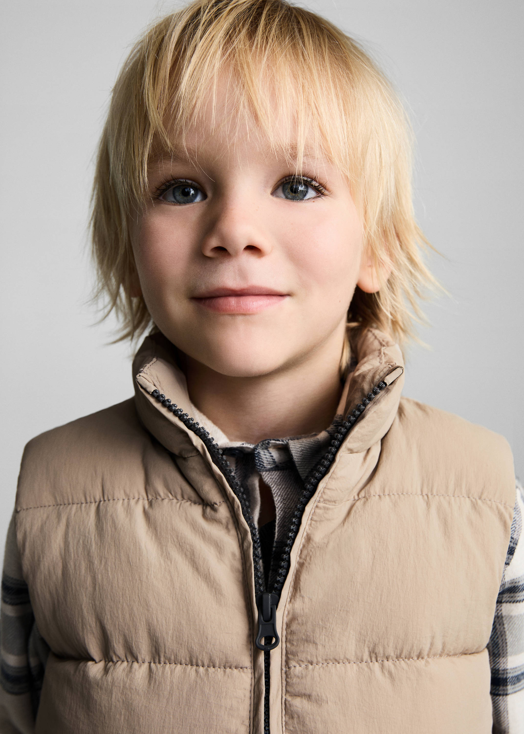 Armilla embuatada - Detall de l'article 1