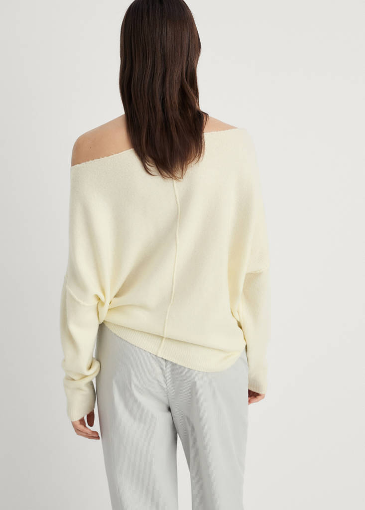 Oversize knit sweater — Vanilla