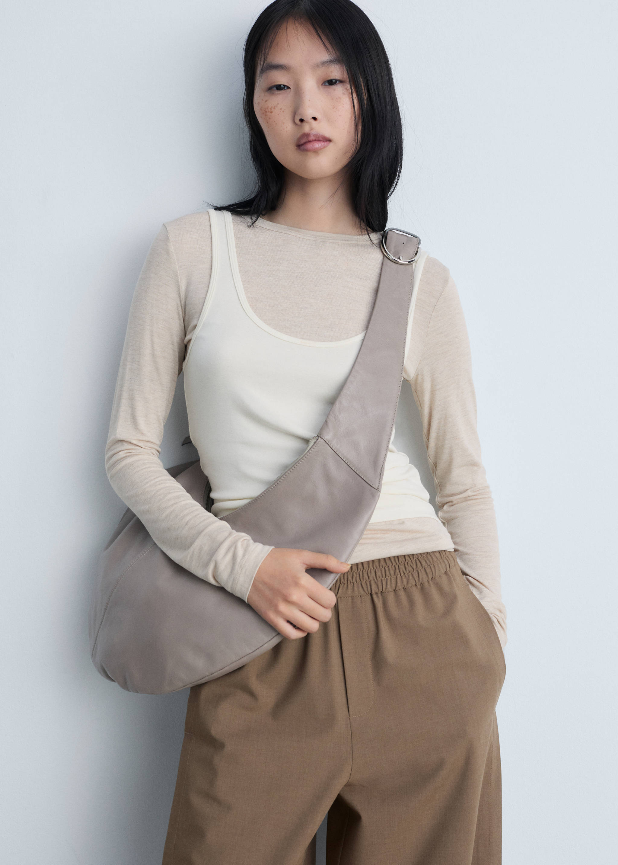 Wide leg jogger trousers - Details of the article 1