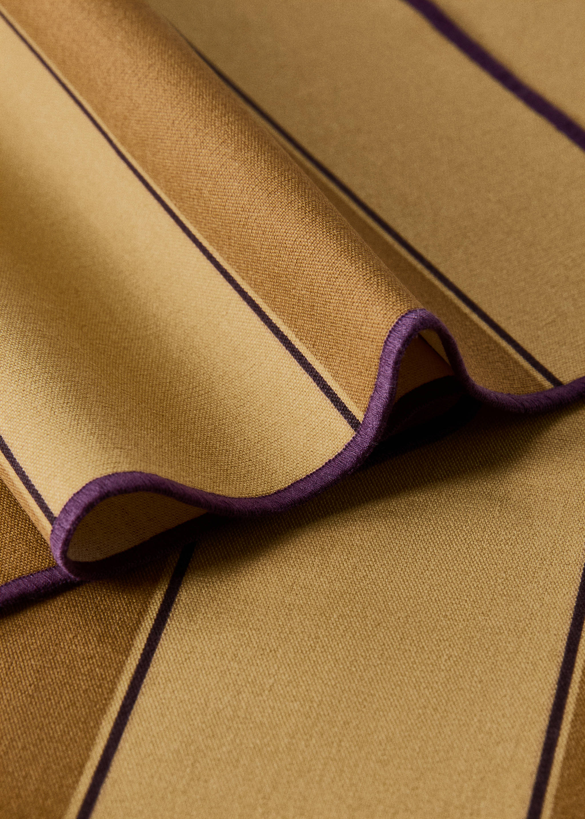 Harzbeschichtete Baumwoll-Tischsets mit Streifen - Detail des Artikels 1