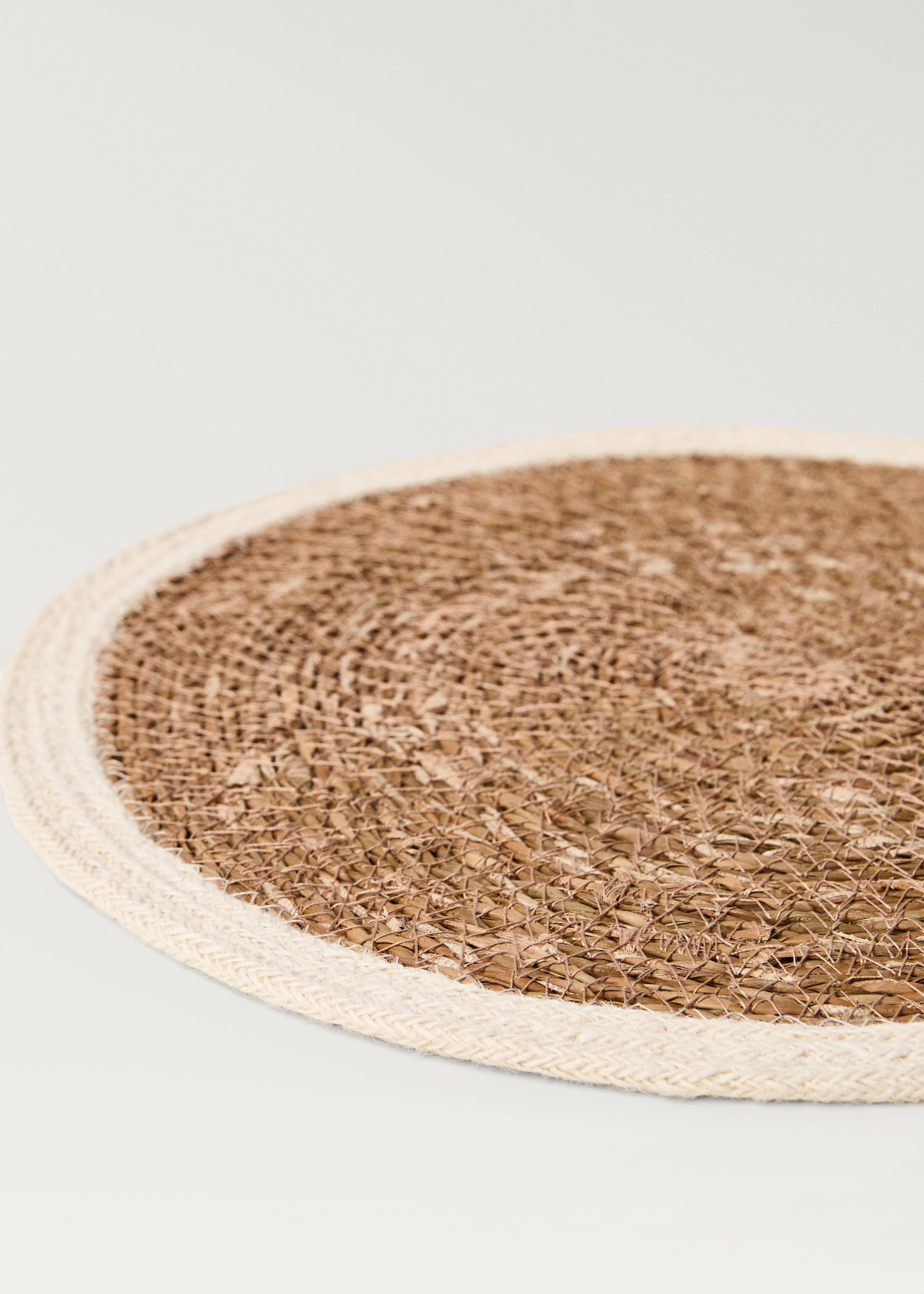 Natural fibre braided placemat - Details of the article 2
