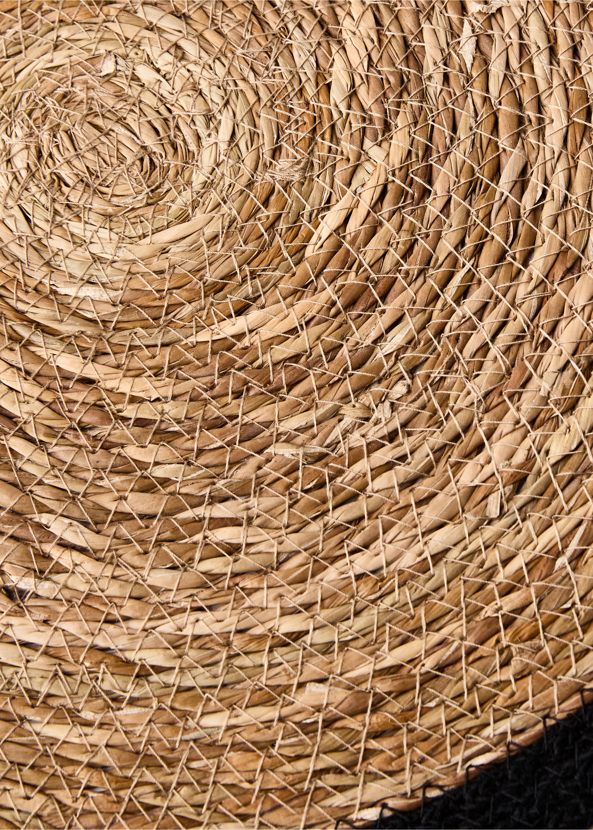 Natural fibre braided placemat - Details of the article 1, Brown. Ref: 87083297-00.