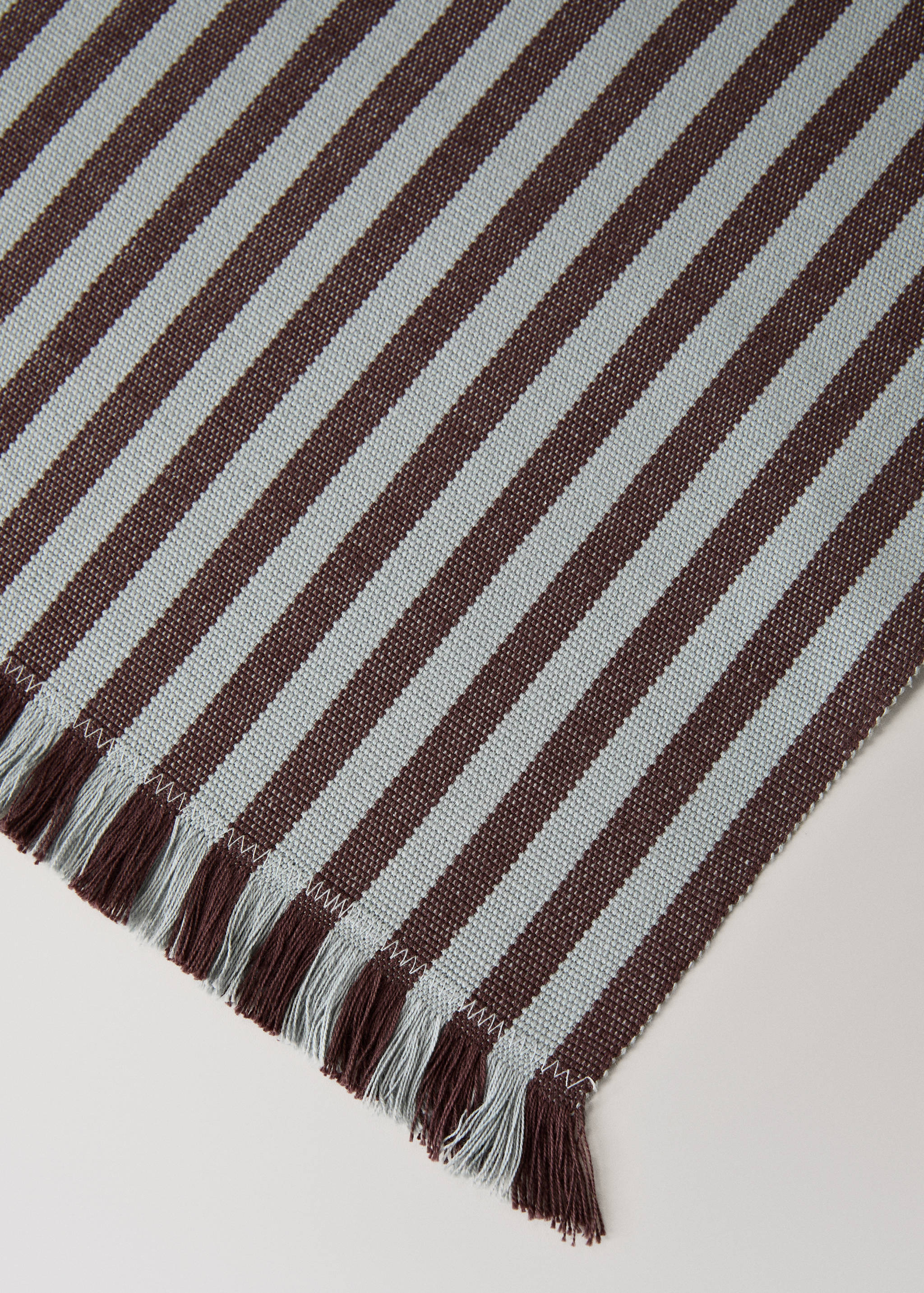 Cotton two-tone yarn-dyed striped placemat - Details of the article 2