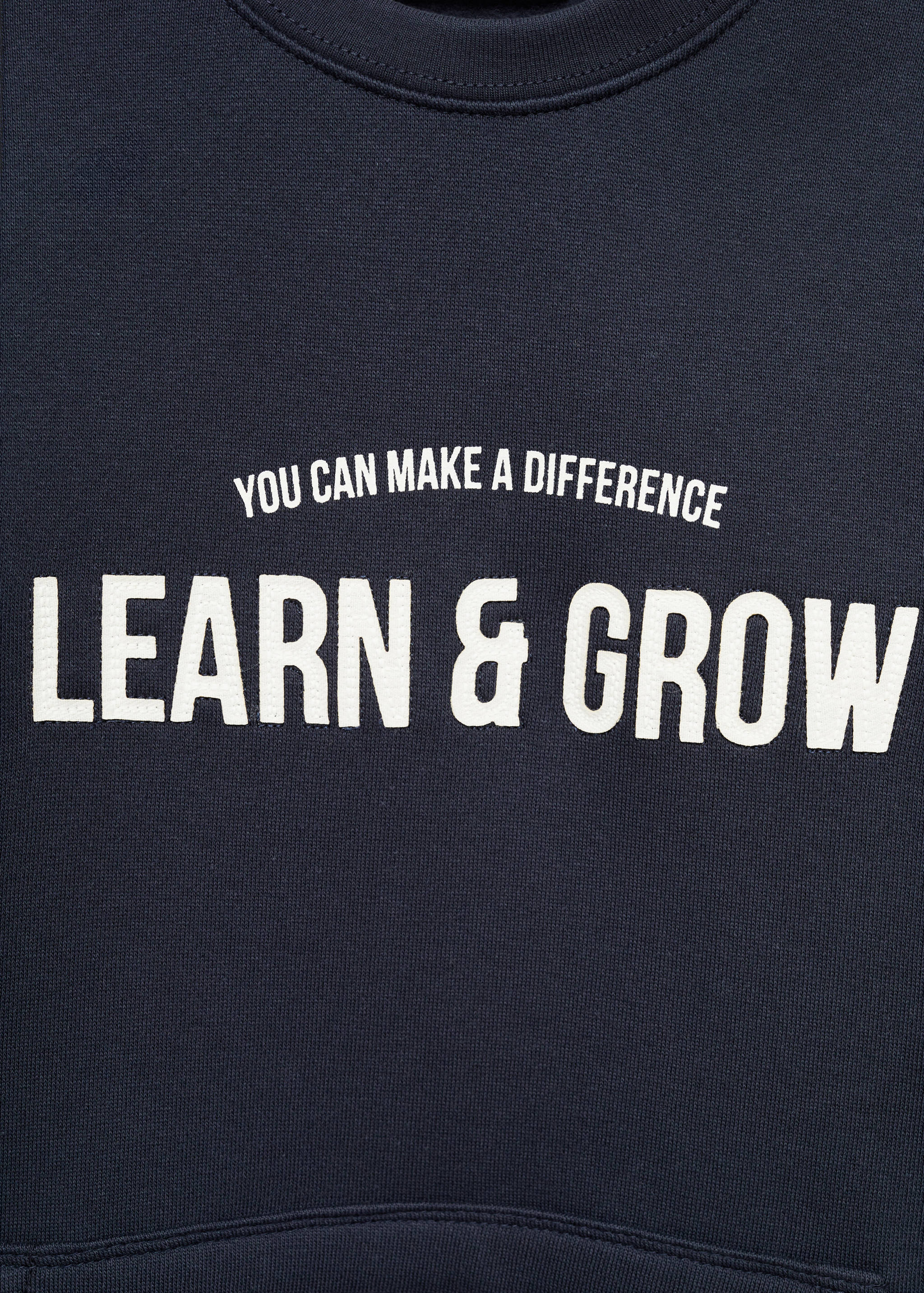 سويت شيرت مطبوع عليه حروف - تفاصيل المنتج 8