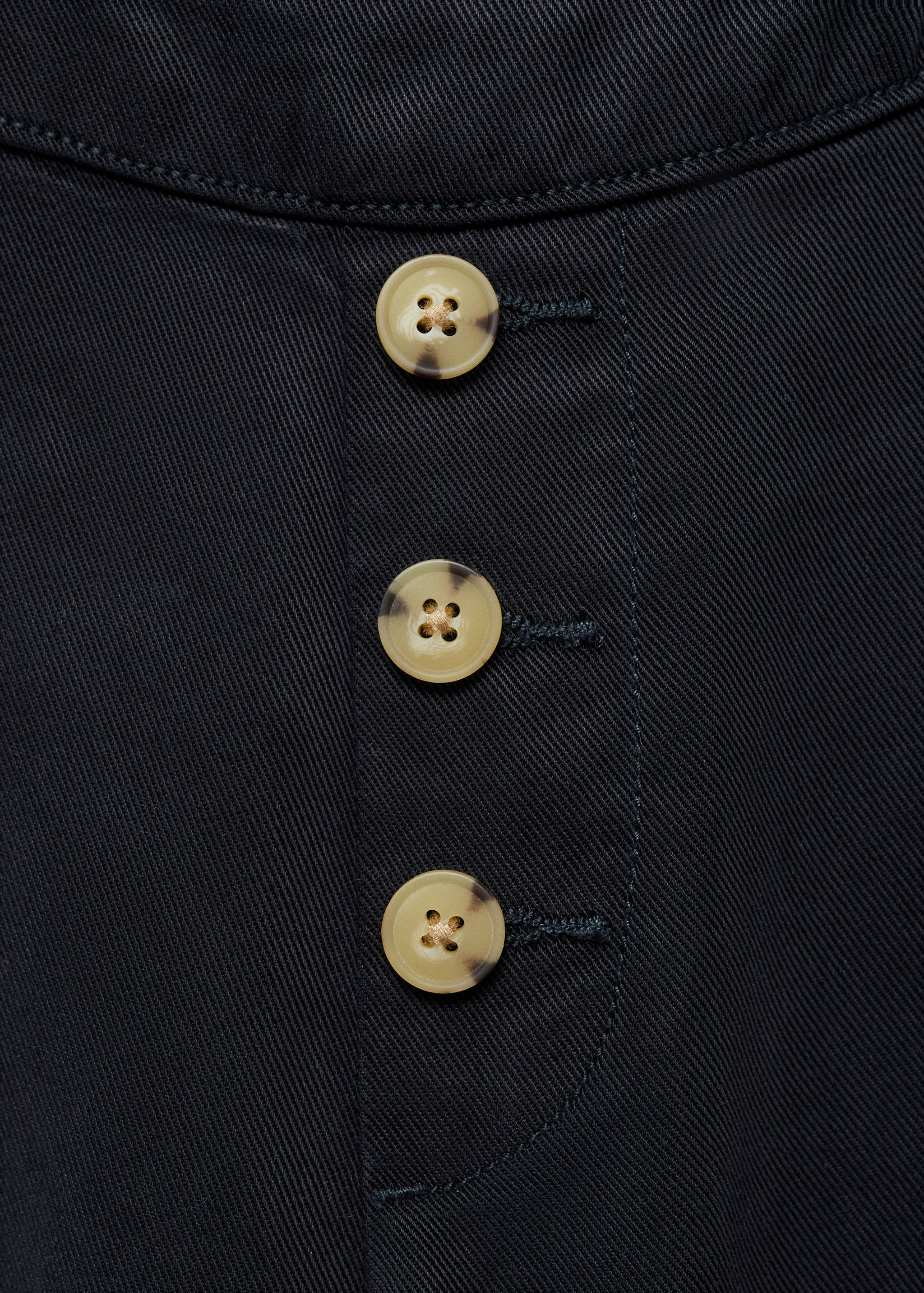 Buttons culottes trousers - Details of the article 8