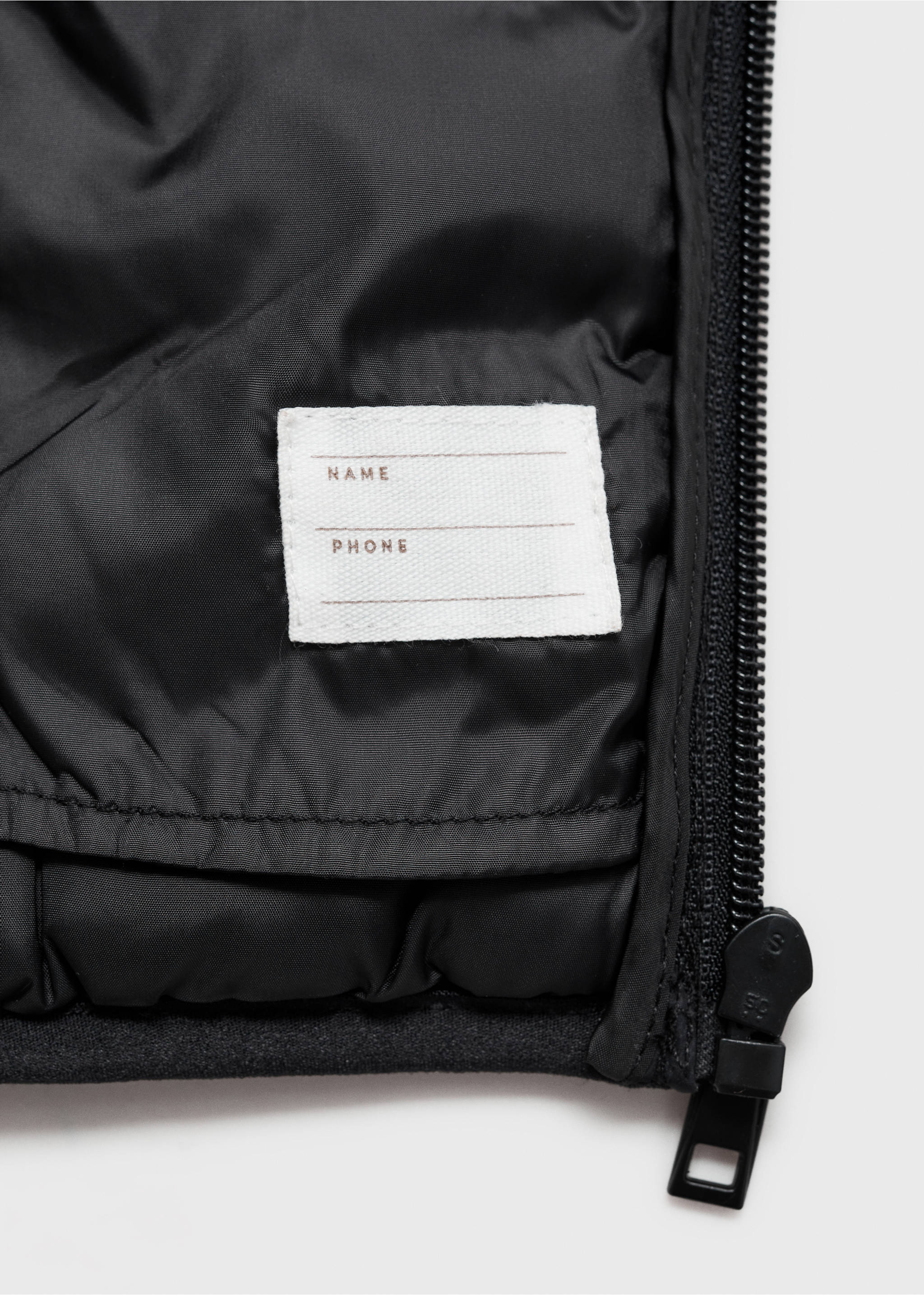 Kapitone anorak - Ürün detayı 8, Siyah. Ref: 87083650-00.