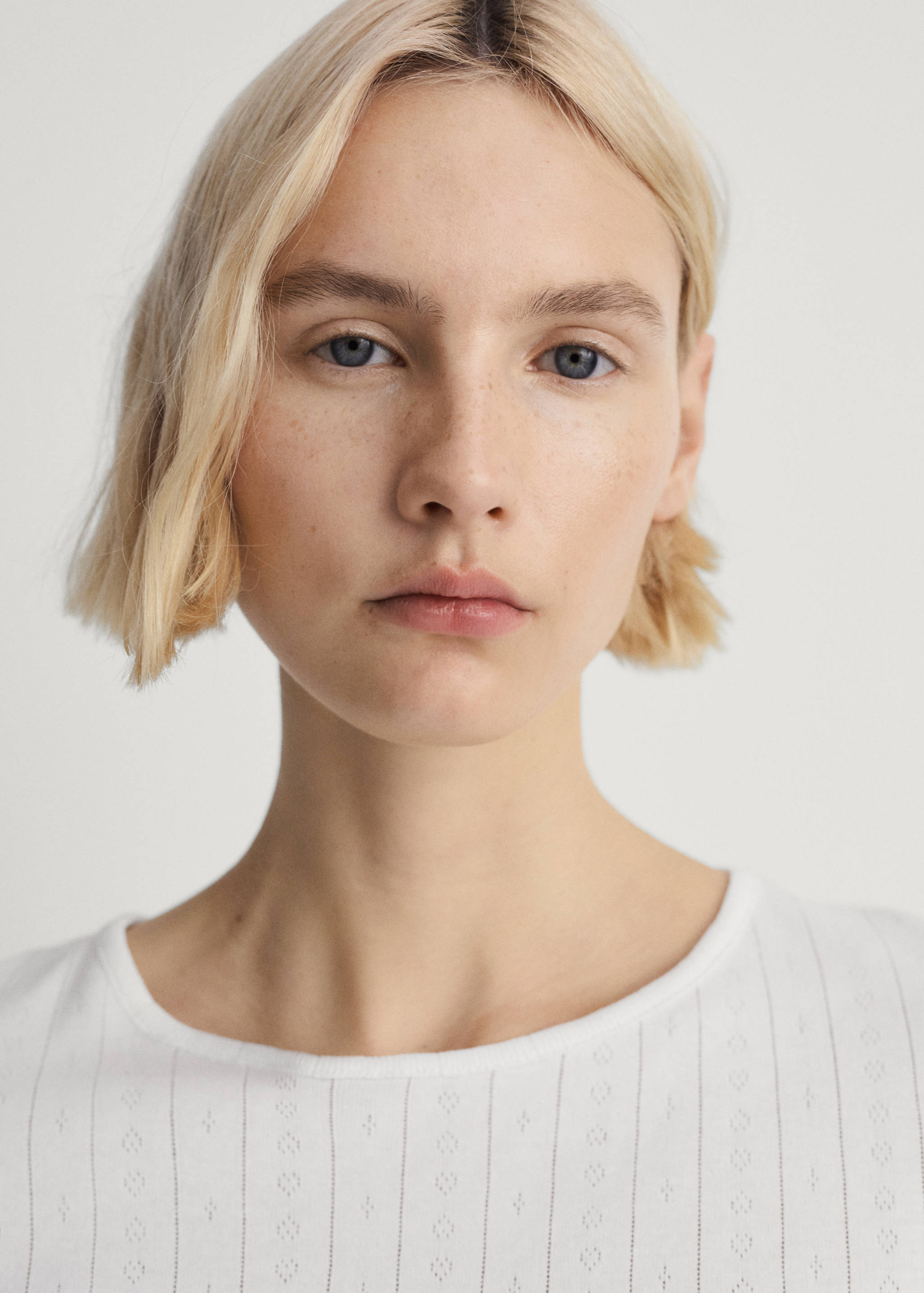 Top od piżamy z bawełny z ażurowym motywem - Szczegóły artykułu 1