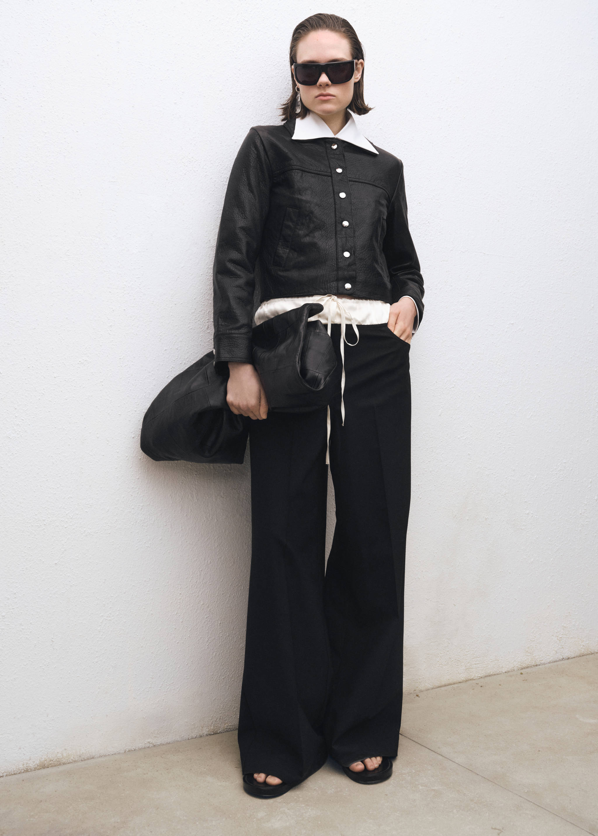 Lapels leather jacket - General plane