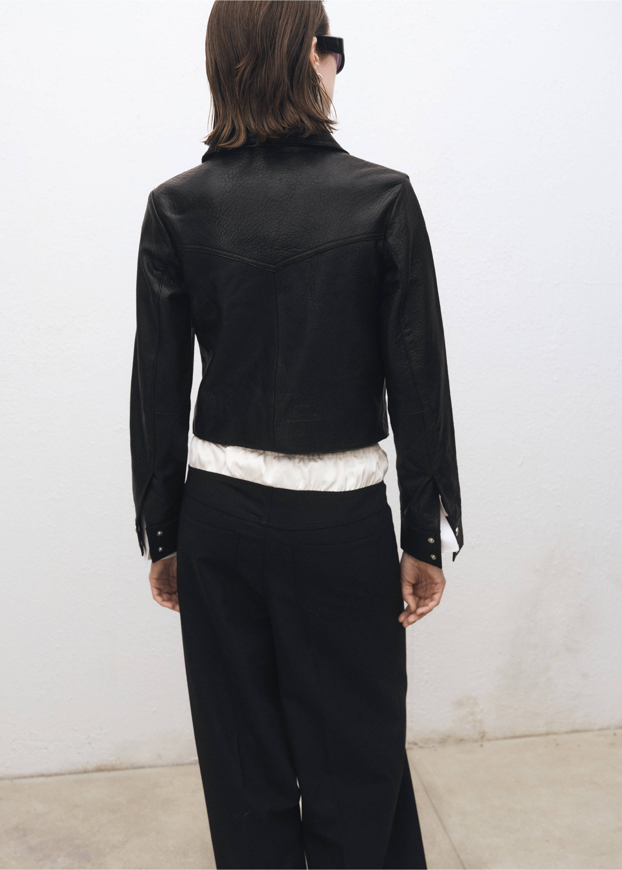 Chaqueta piel solapas - Reverso del artículo, Negro. Ref: 87084075-00.