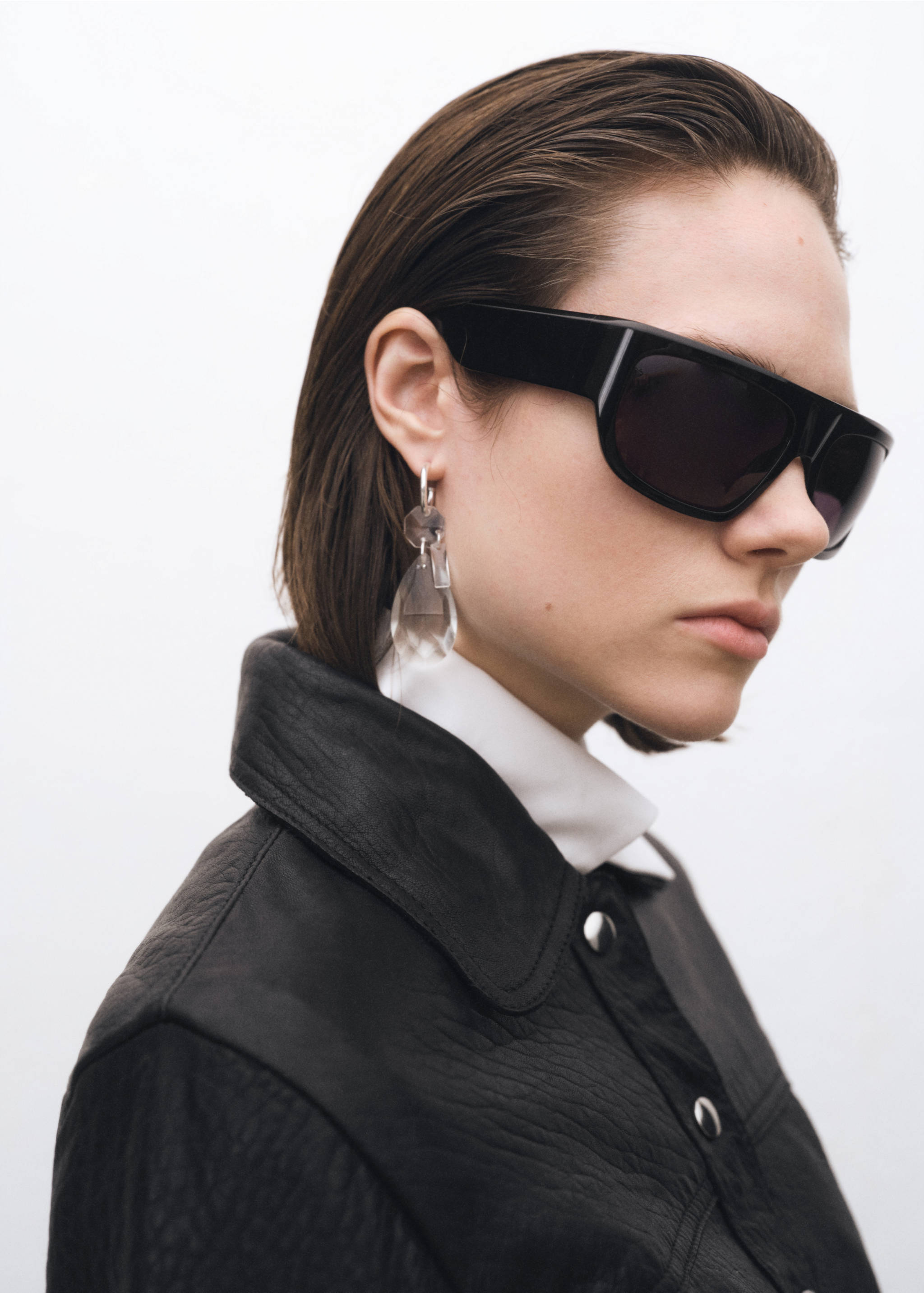 Lapels leather jacket - Details of the article 1