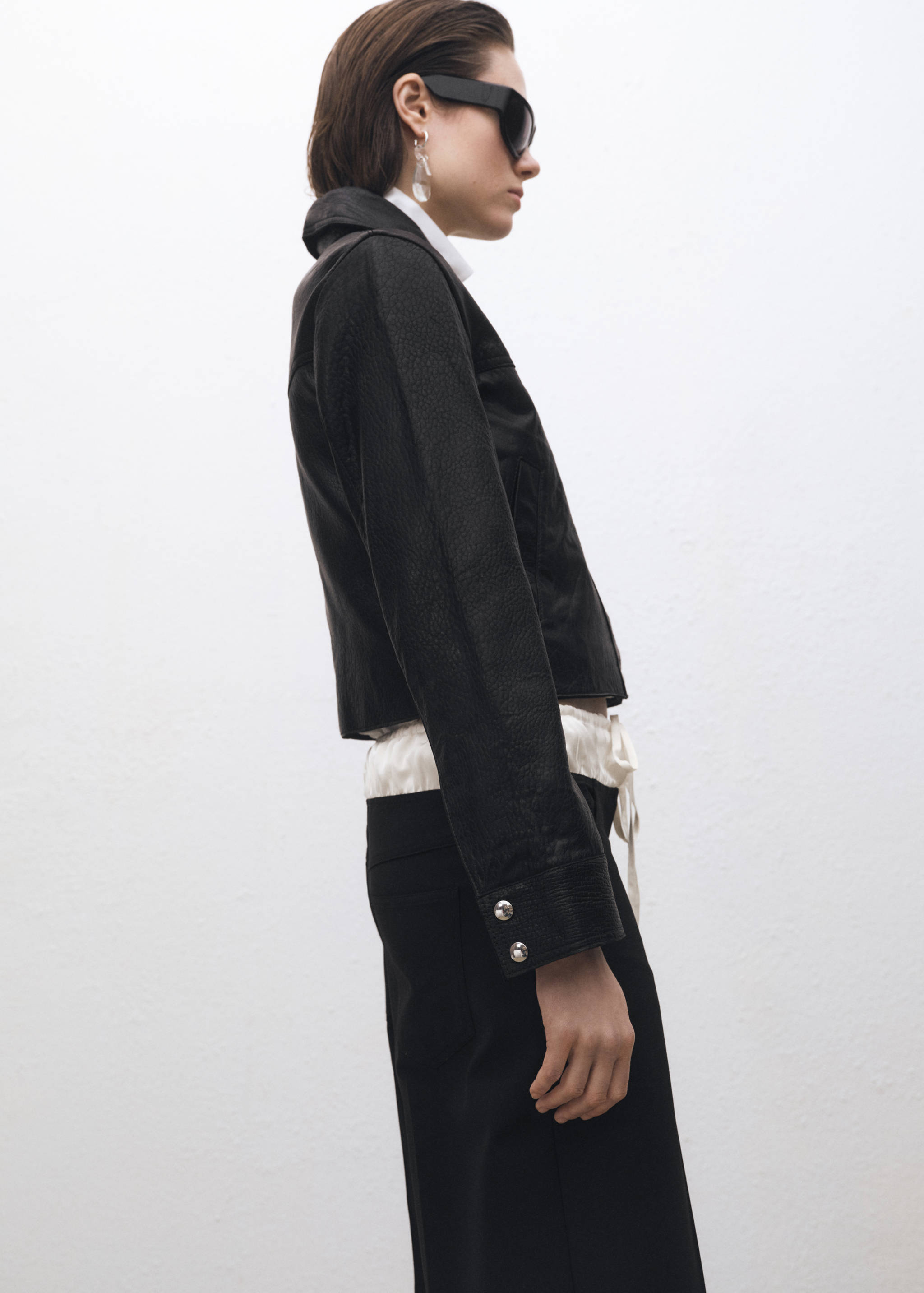 Lapels leather jacket - Details of the article 4