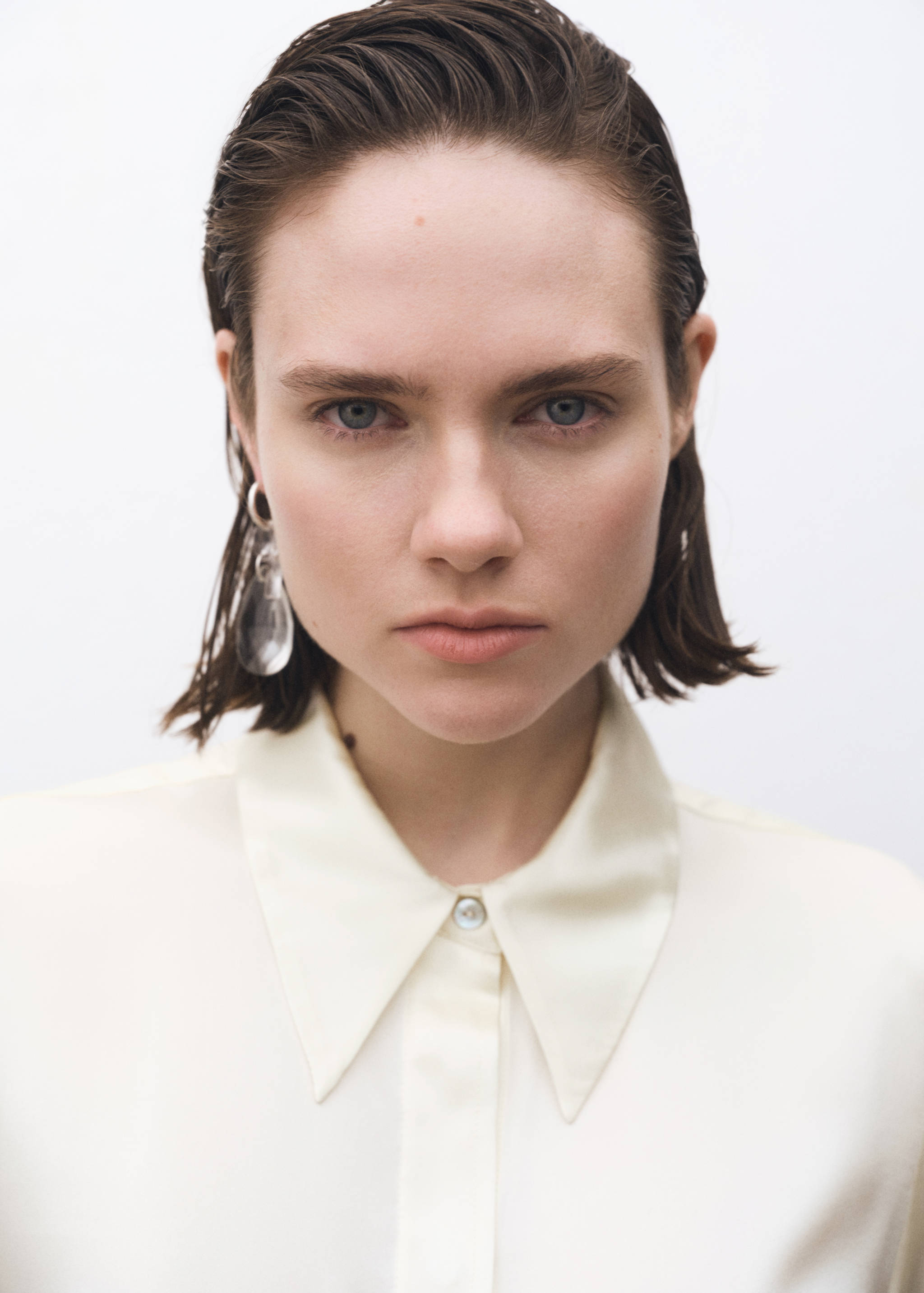 Satin silk shirt - Details of the article 1