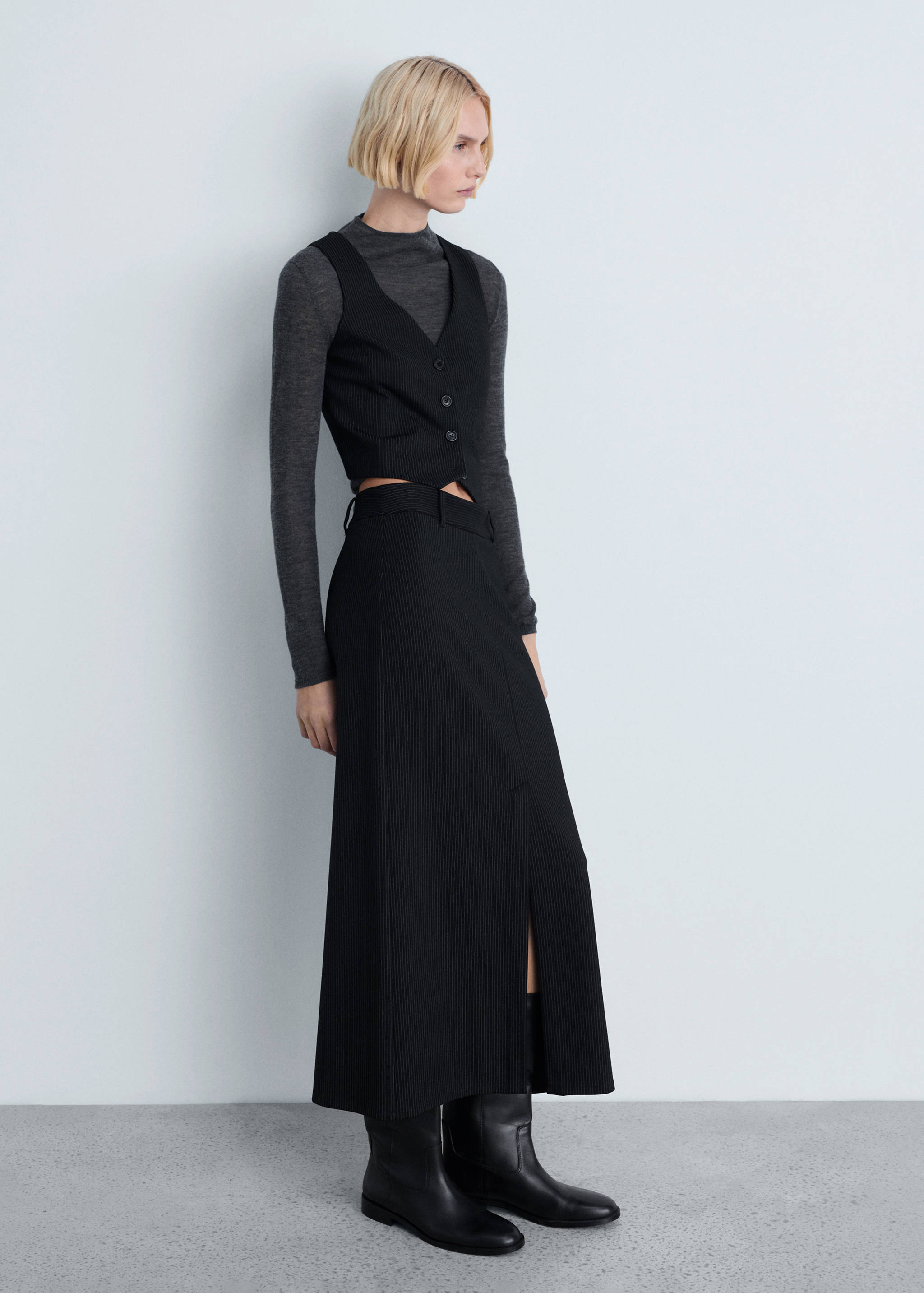 Gilet de costume à fines rayures - Plan général