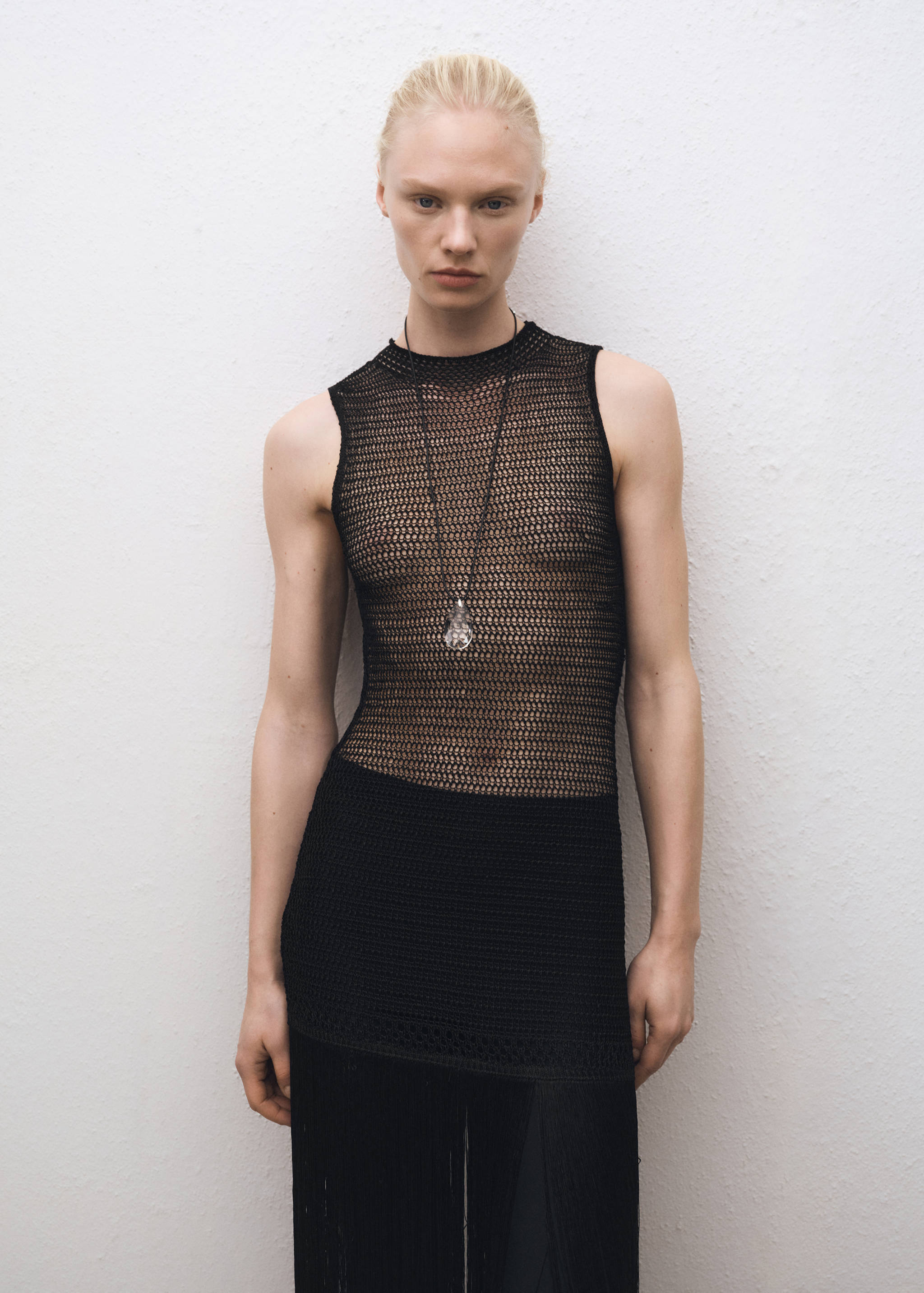 Knit dress with fringes and lace design - Medium plane