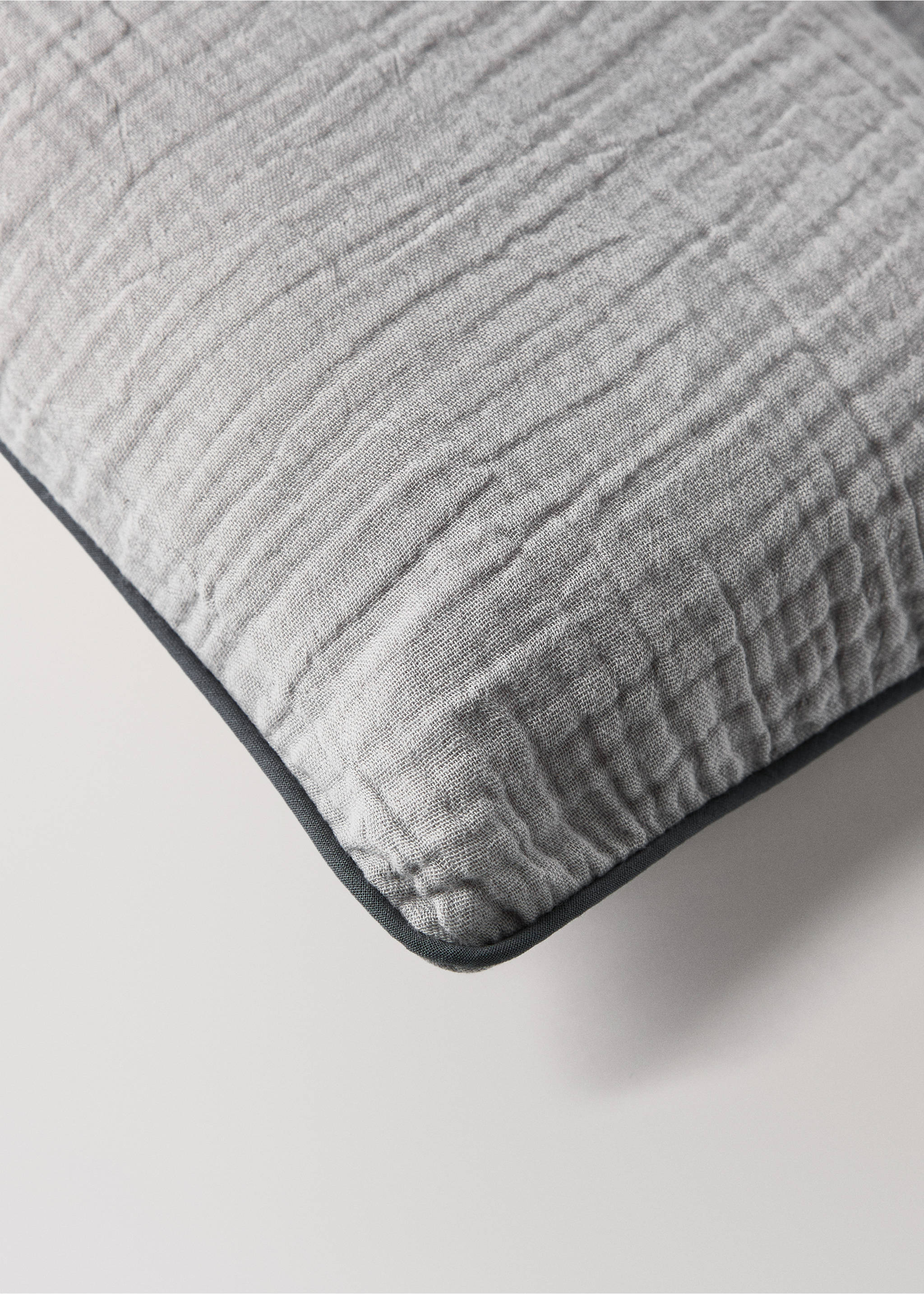 Chiffon cotton duvet cover with contrast piping for cot - Details of the article 3, Light/Pastel Grey. Ref: 87084082-00.