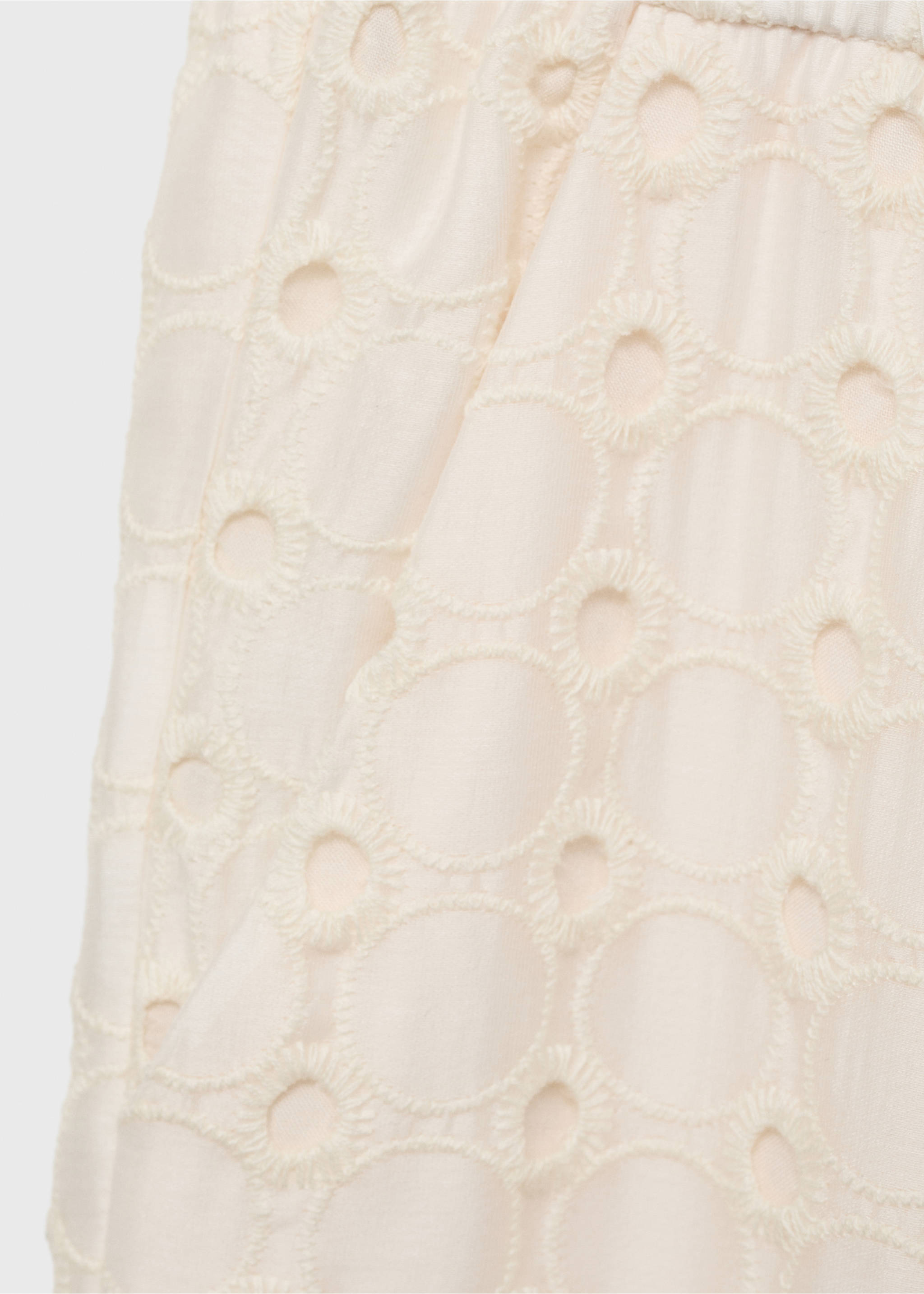 Pantalón culotte bordado suizo - Detalle del artículo 8, Crudo. Ref: 87084393-00.