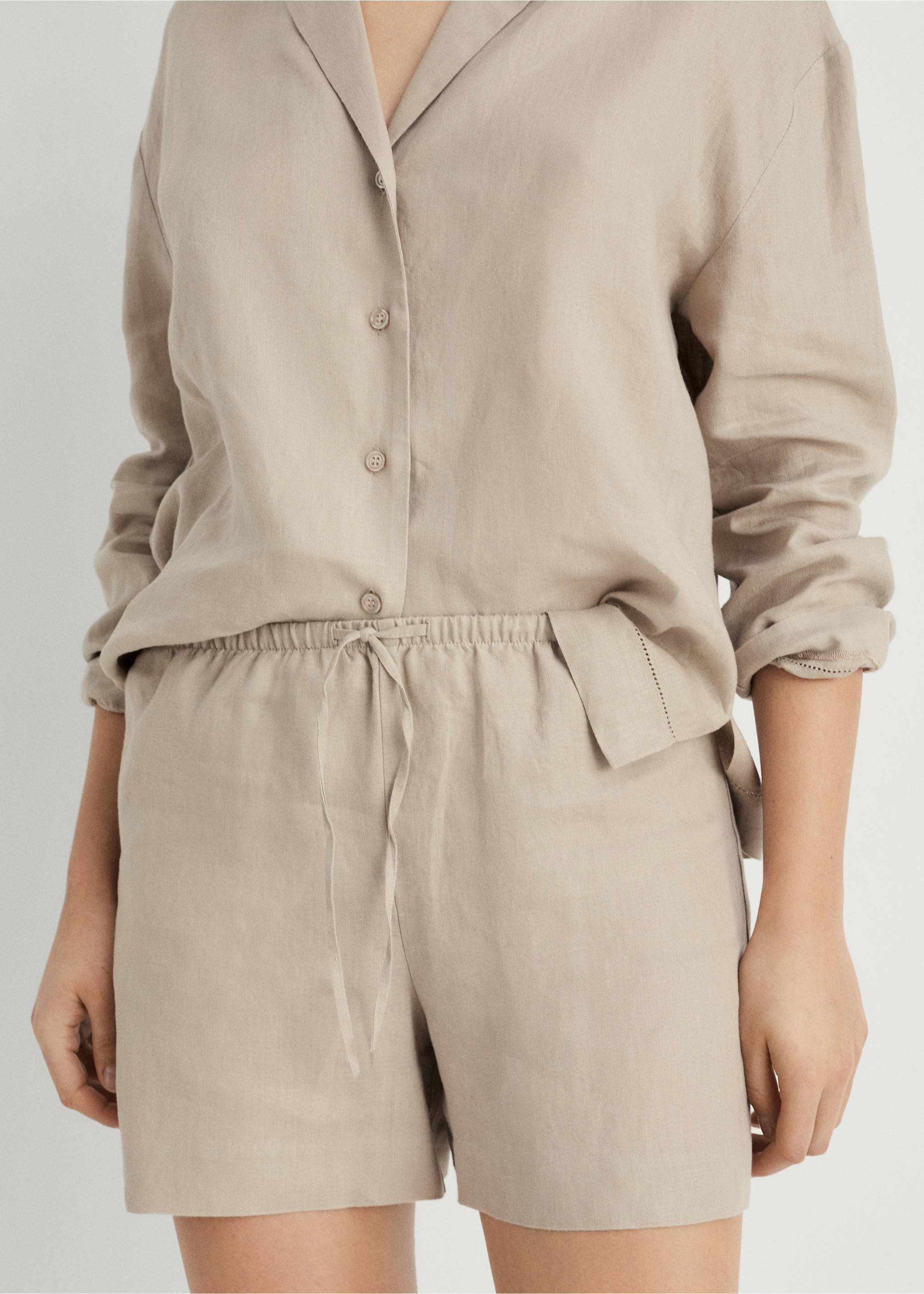 Shorts lino - Plano medio, Arena. Ref: 87084403-00.