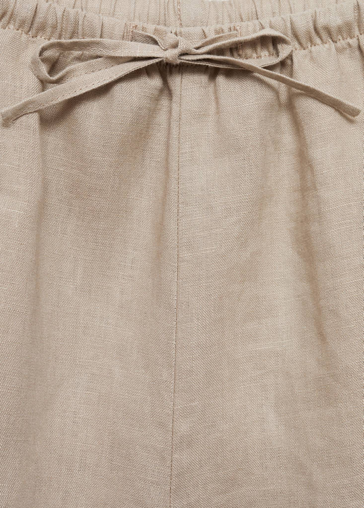 Linen shorts — Sand