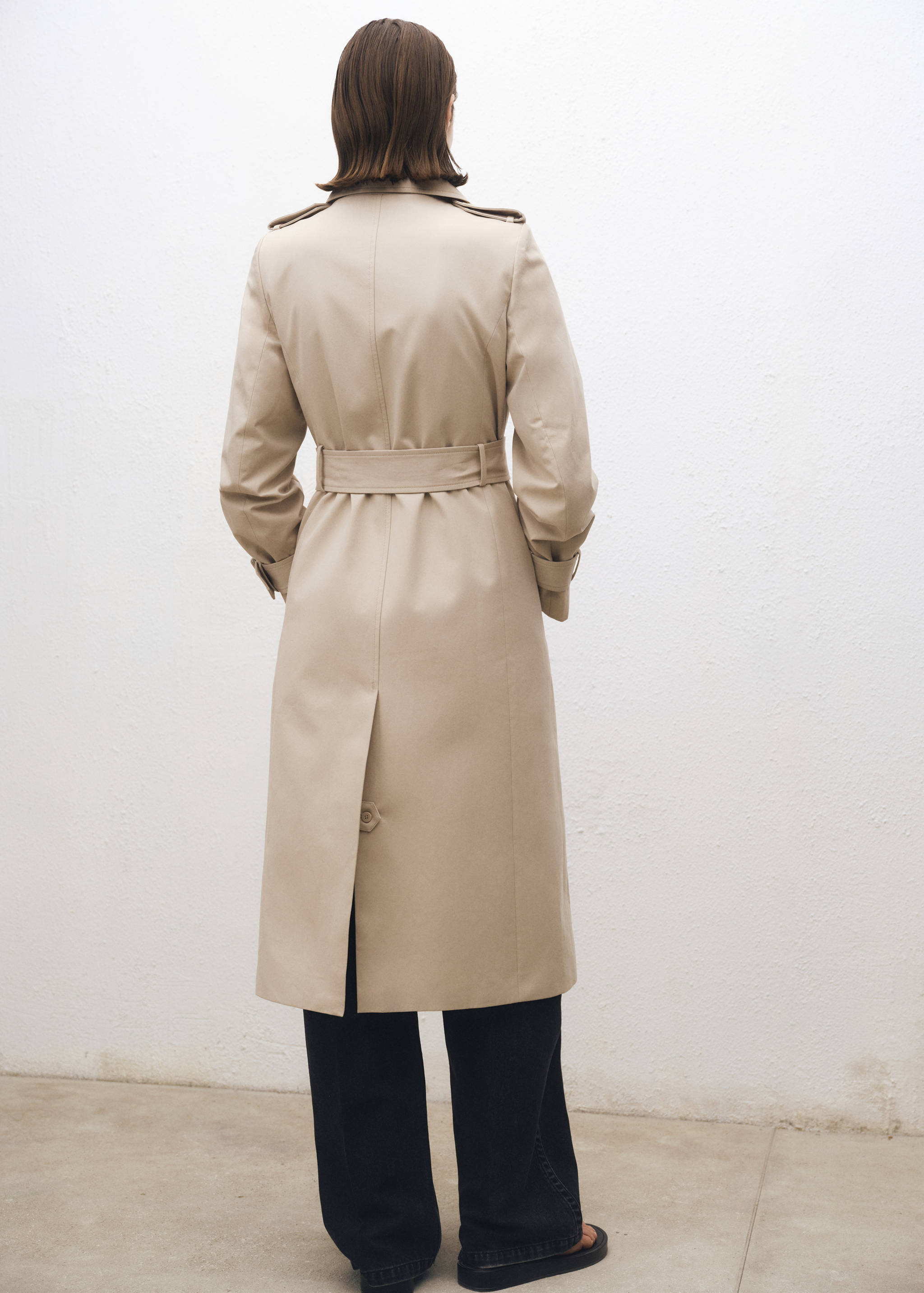 Double-breasted cotton trench coat - Reverse of the article