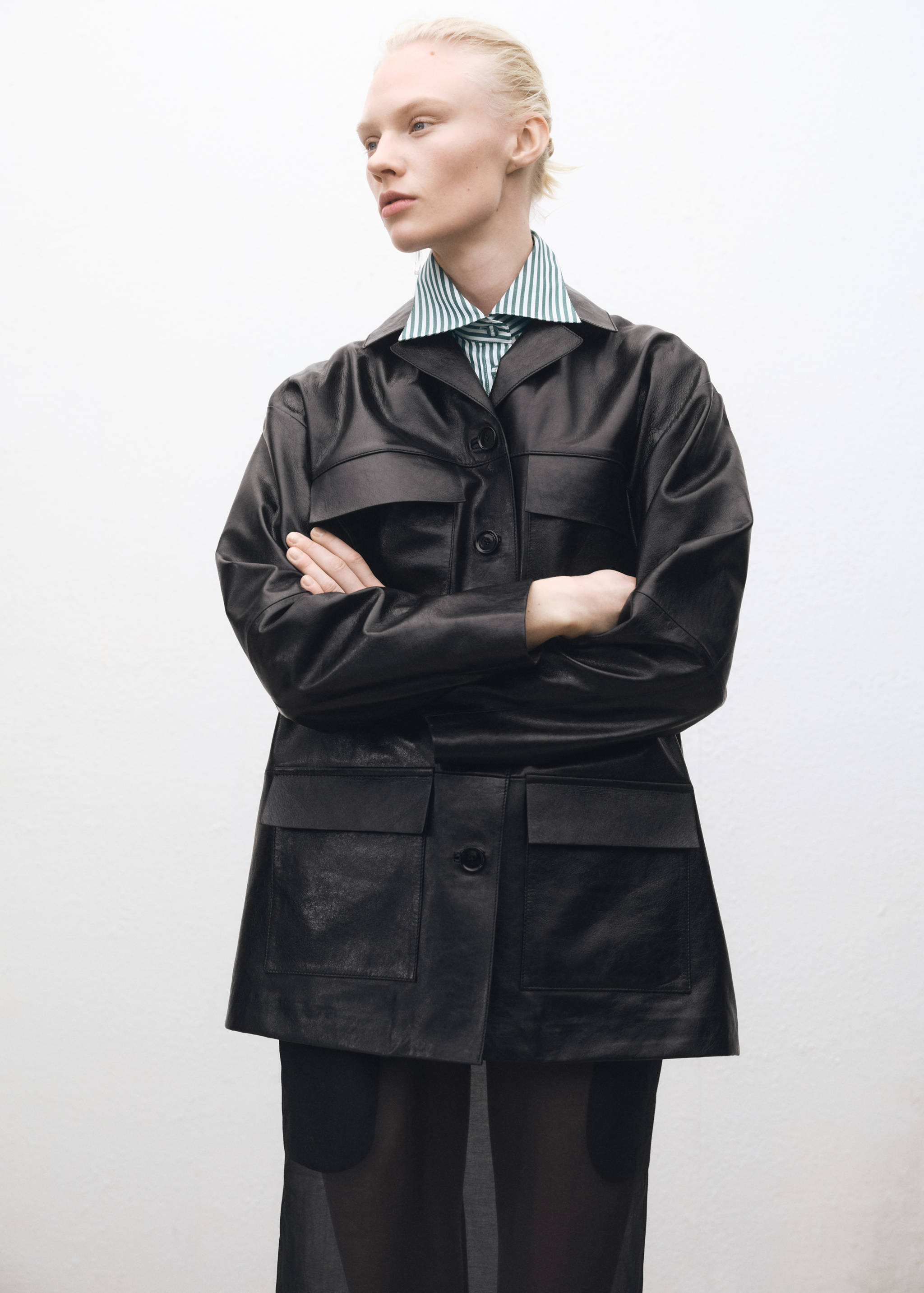 Chaqueta oversize piel bolsillos - Detalle del artículo 1