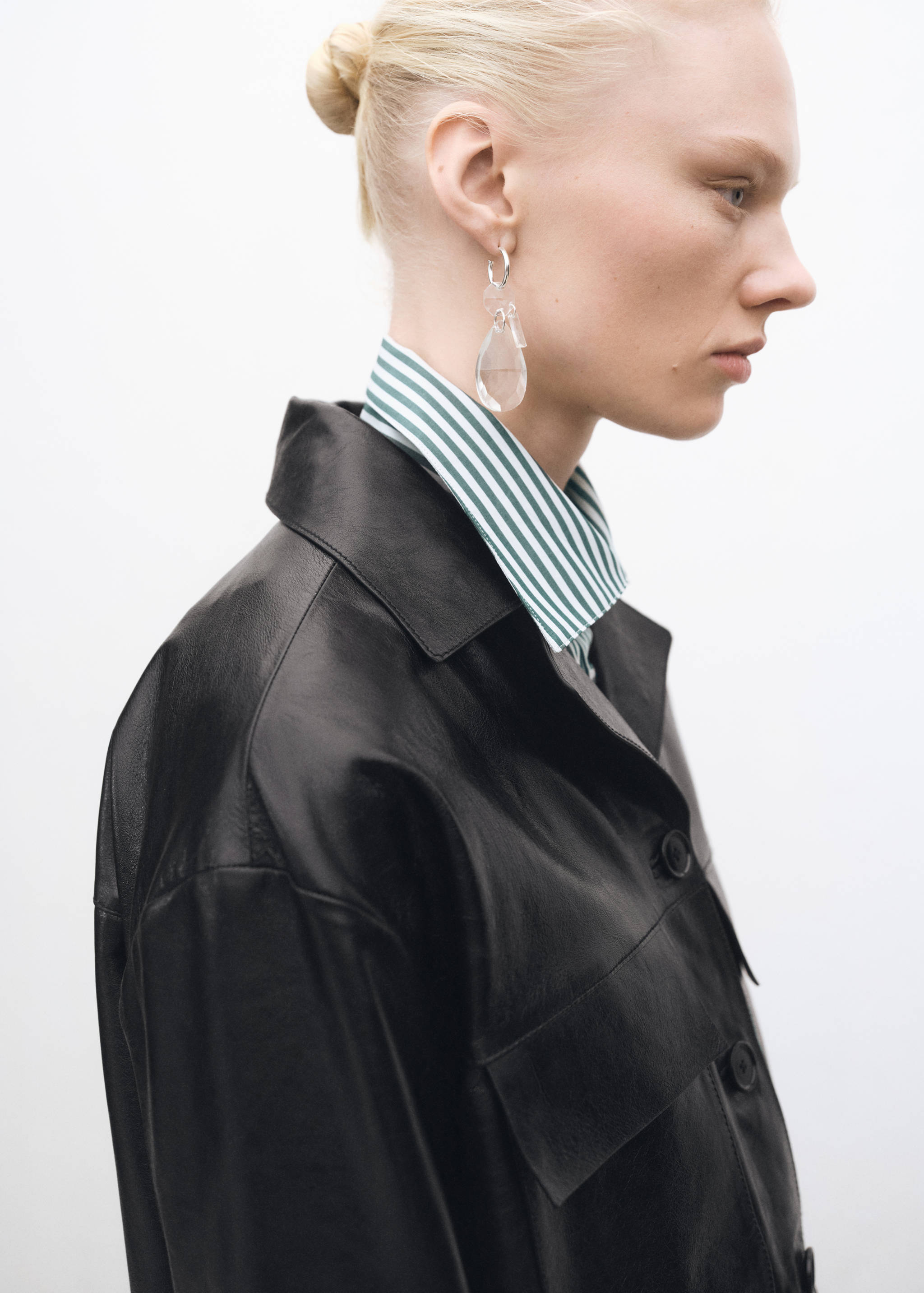 Chaqueta oversize piel bolsillos - Detalle del artículo 2