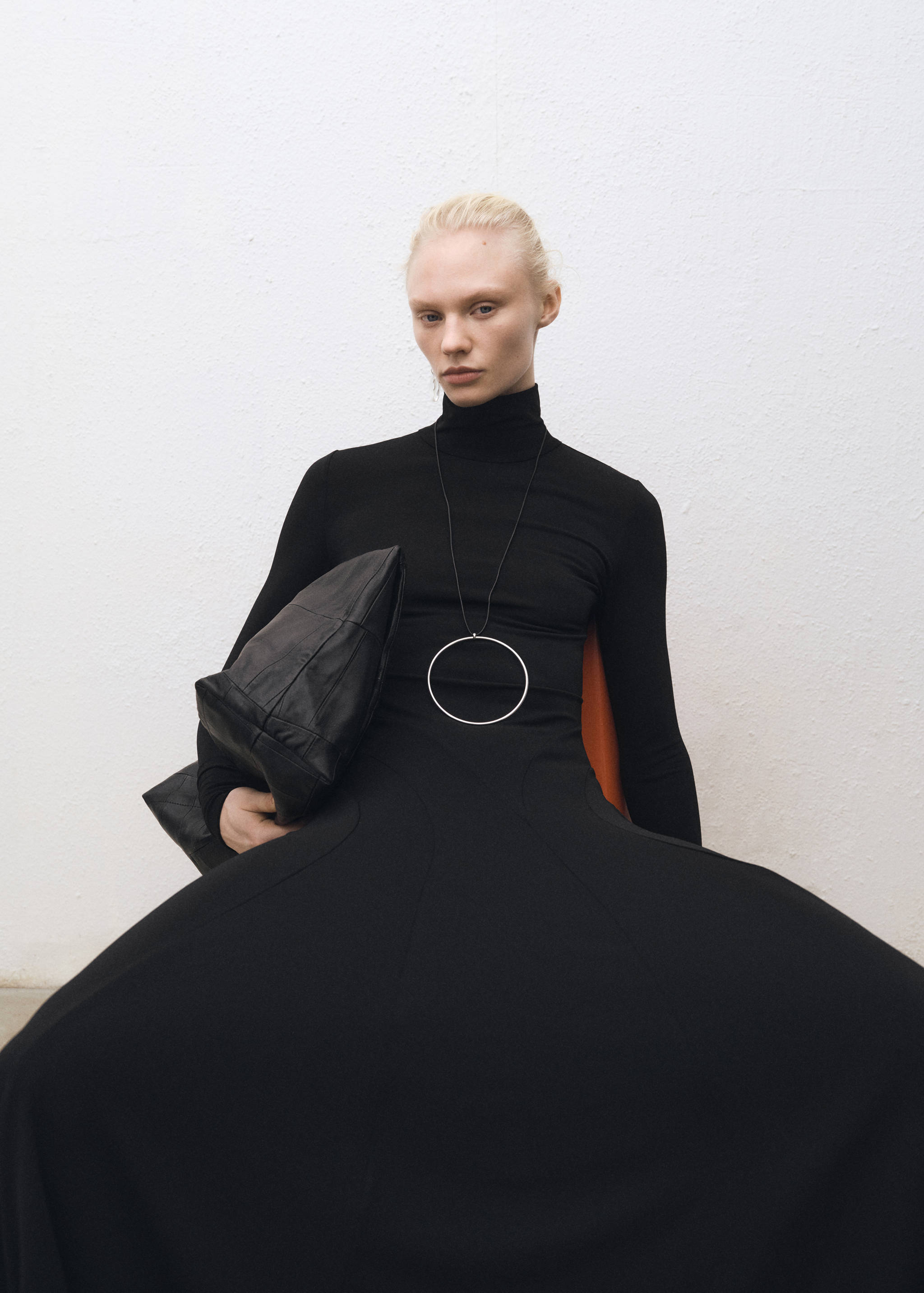 Turtleneck flared knitted dress - Details of the article 2