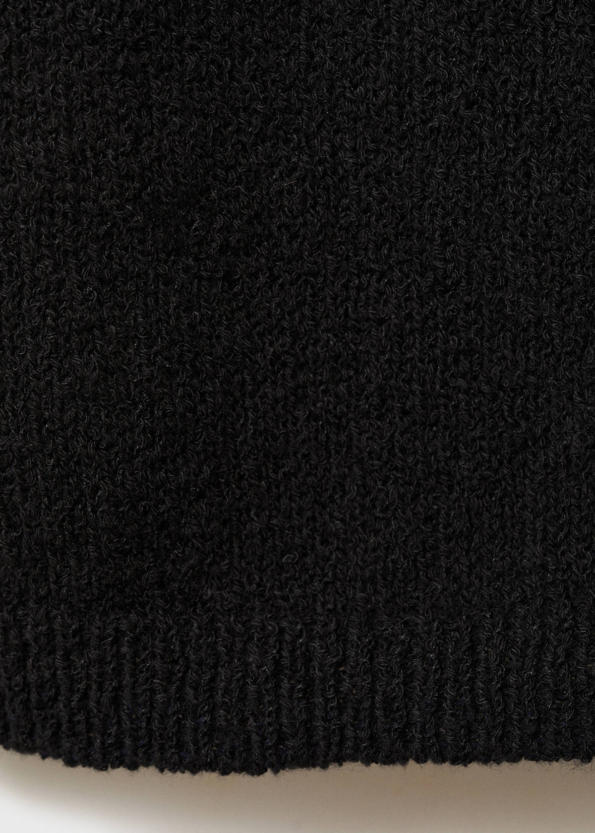 Buttoned knit top — Black