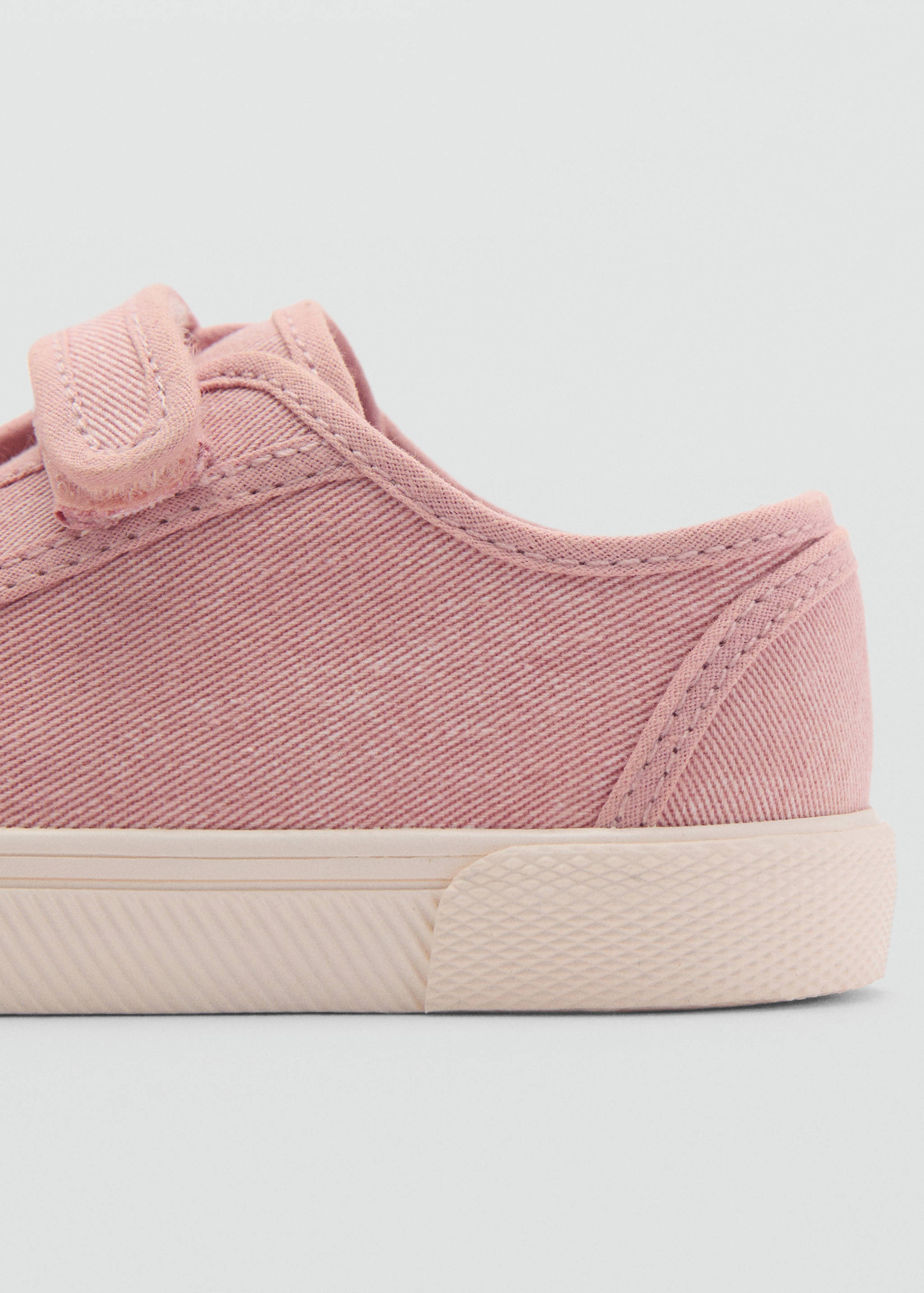 Velcro fastening straps sneakers - Details of the article 1
