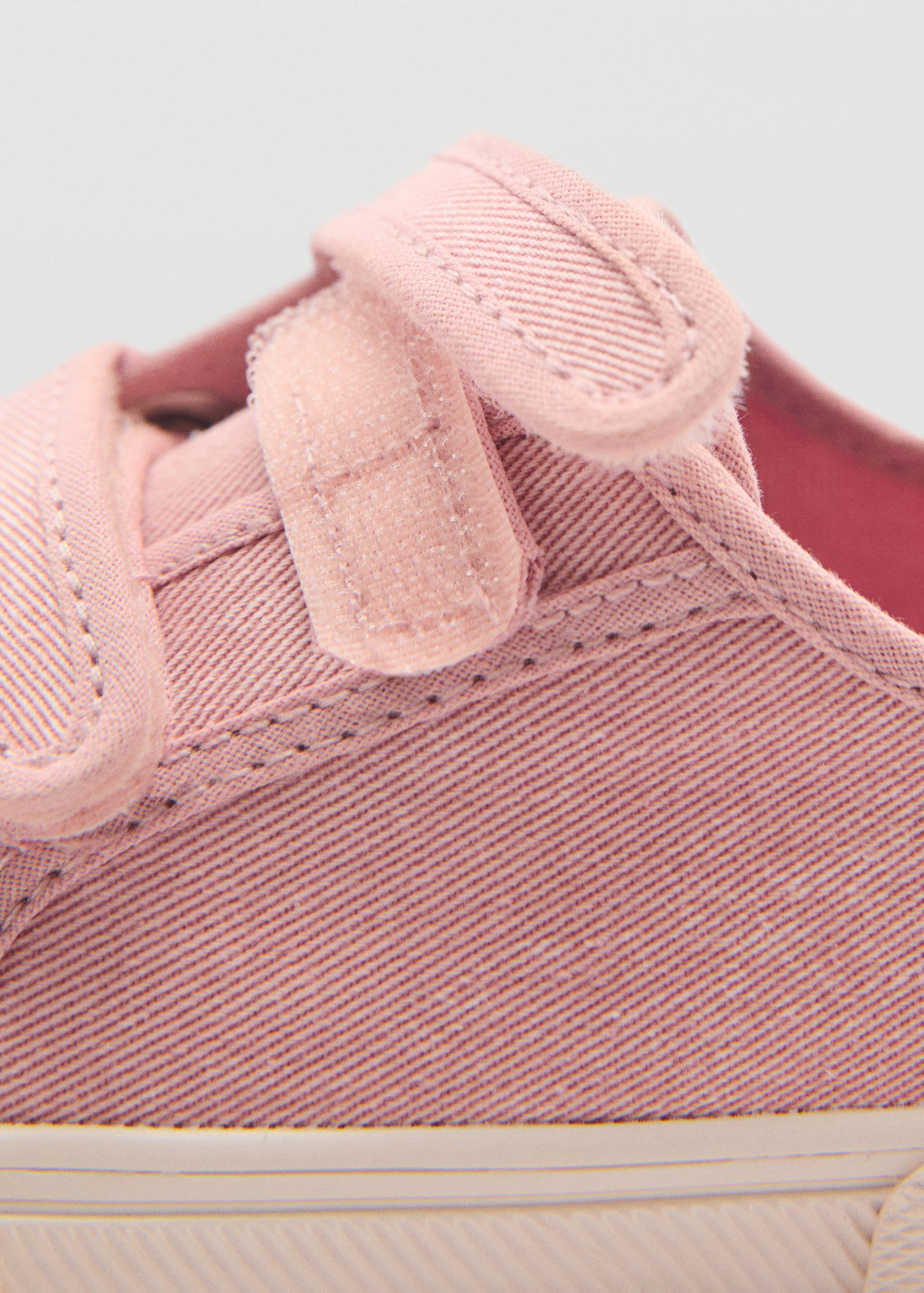 Velcro fastening straps sneakers - Details of the article 3