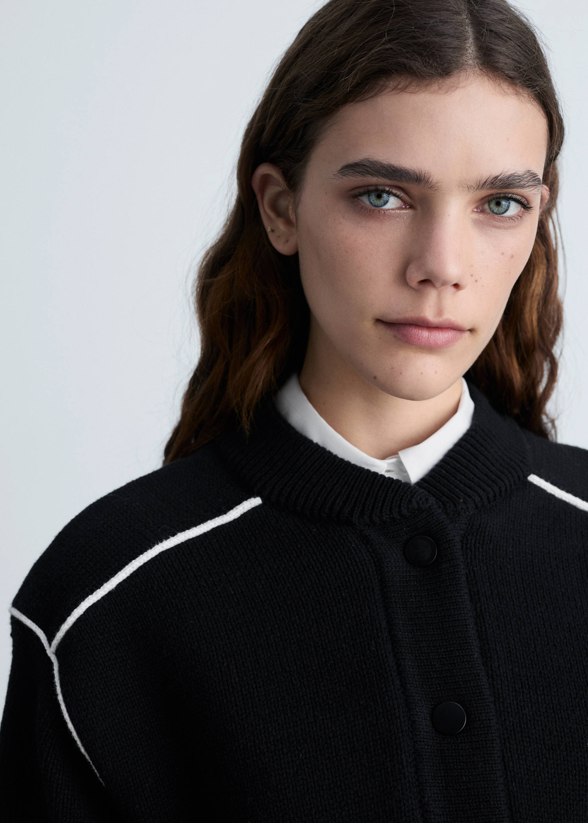 Knitted bomber jacket - Details of the article 1