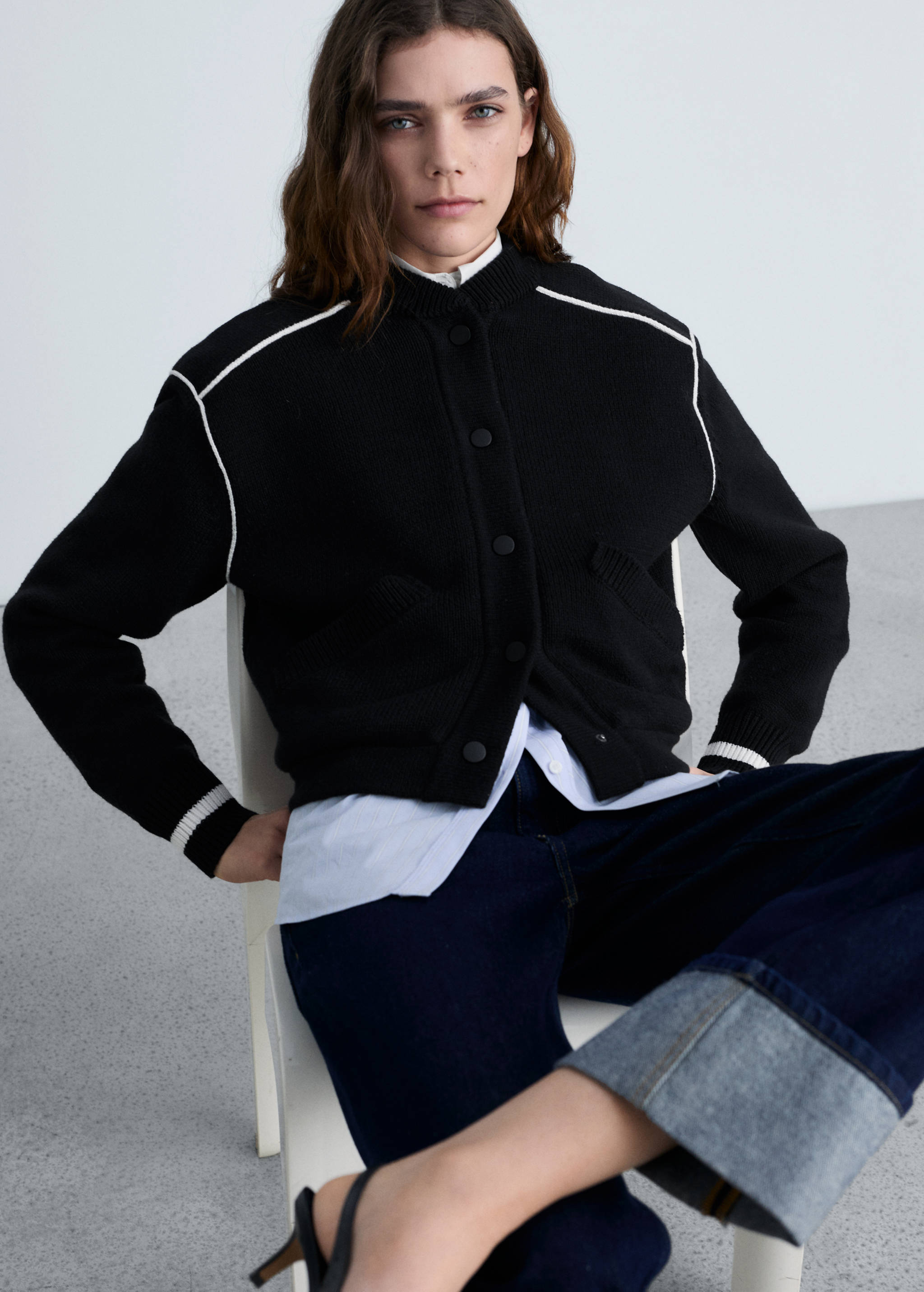 Knitted bomber jacket - Details of the article 2